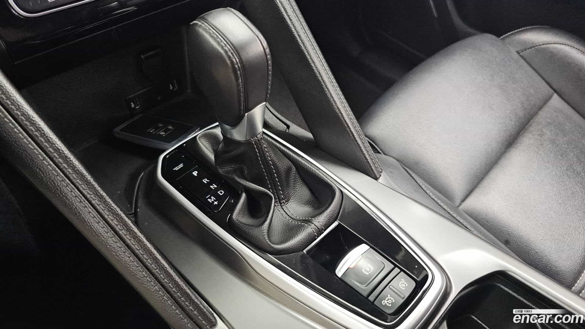 QM6 Renault Korea 2022.6-INNER-009