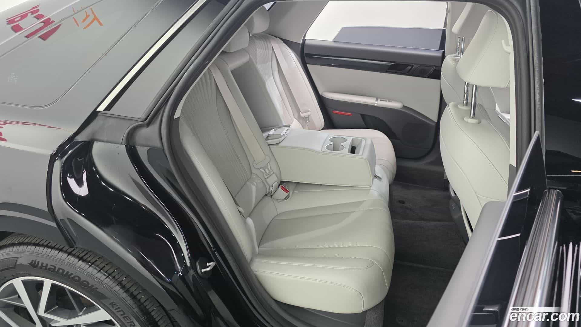 Grandeur Hyundai 2023.3-INNER-036