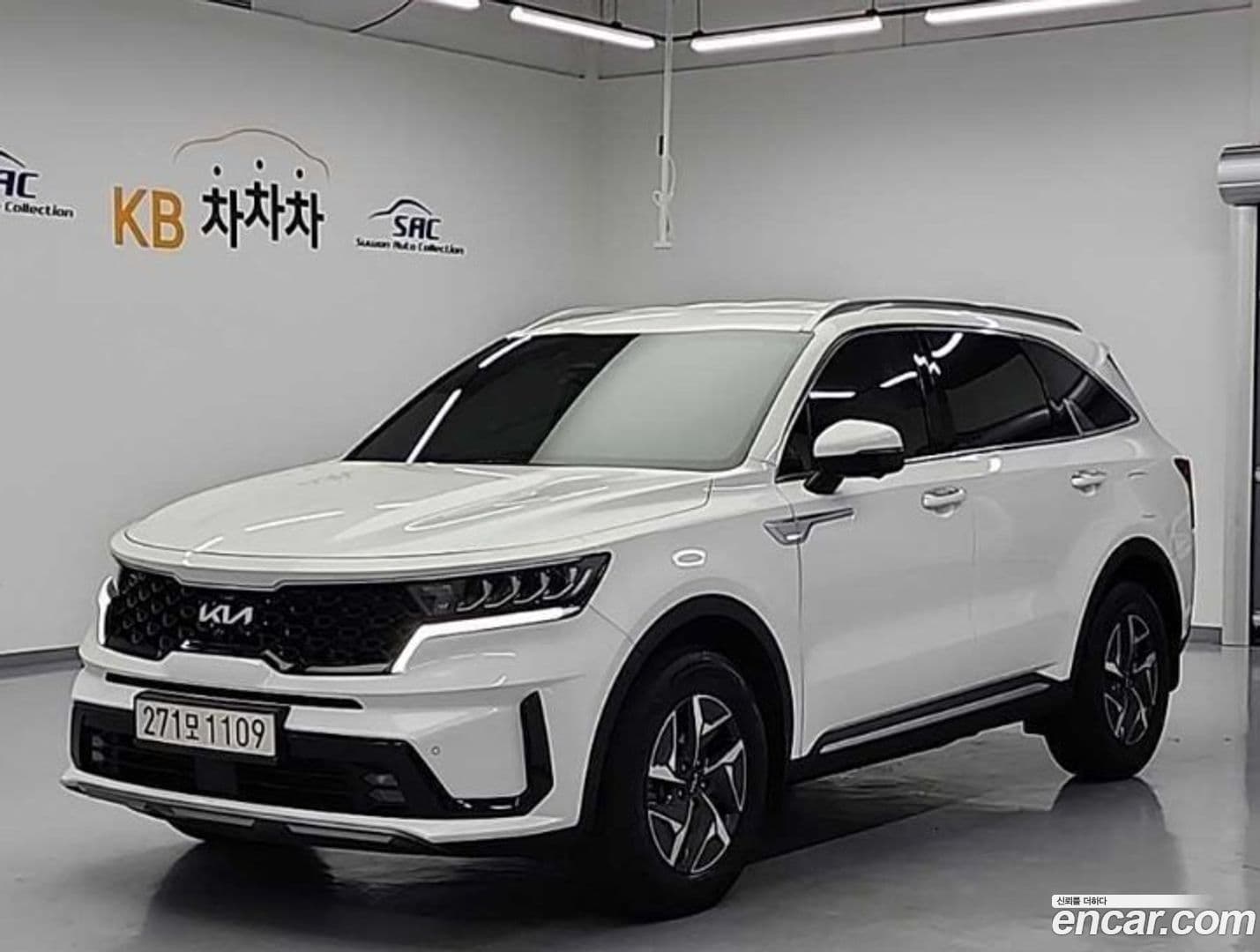 Main__Slider__Photo:Sorento Kia 2023.1-0