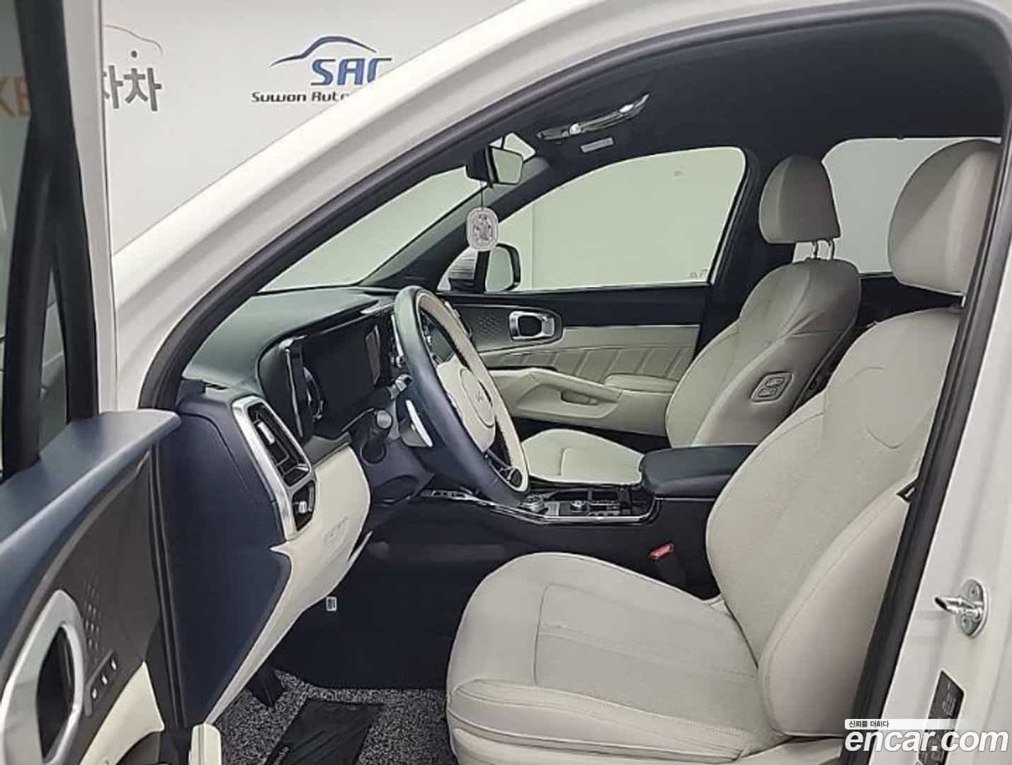 Sorento Kia 2023.1-OPTION-015