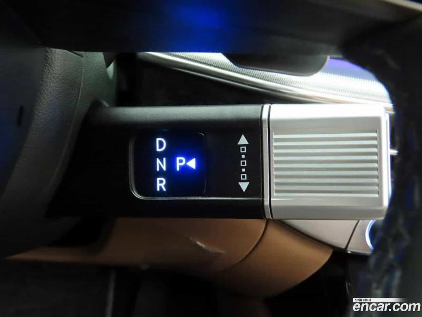 Grandeur Hyundai 2023.1-OPTION-016