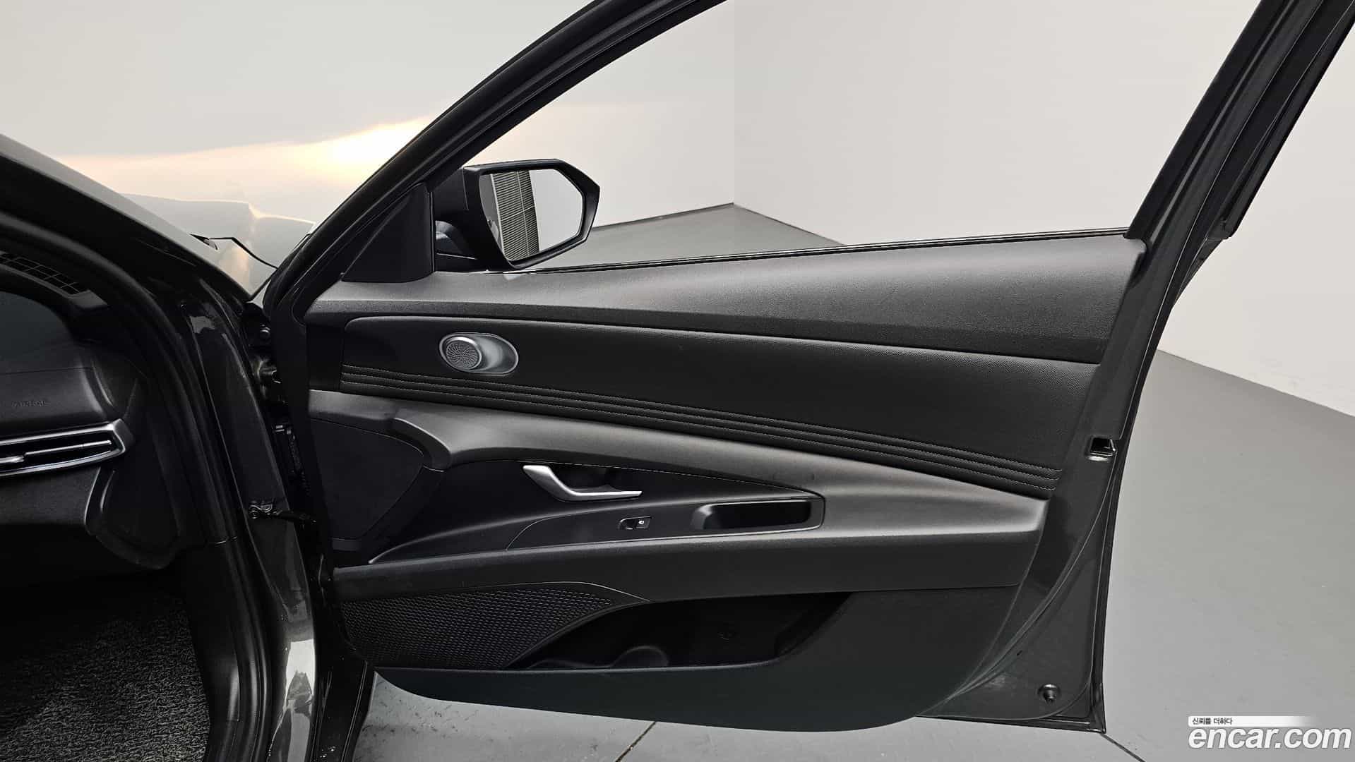 AVANTE Hyundai 2020.9-INNER-034