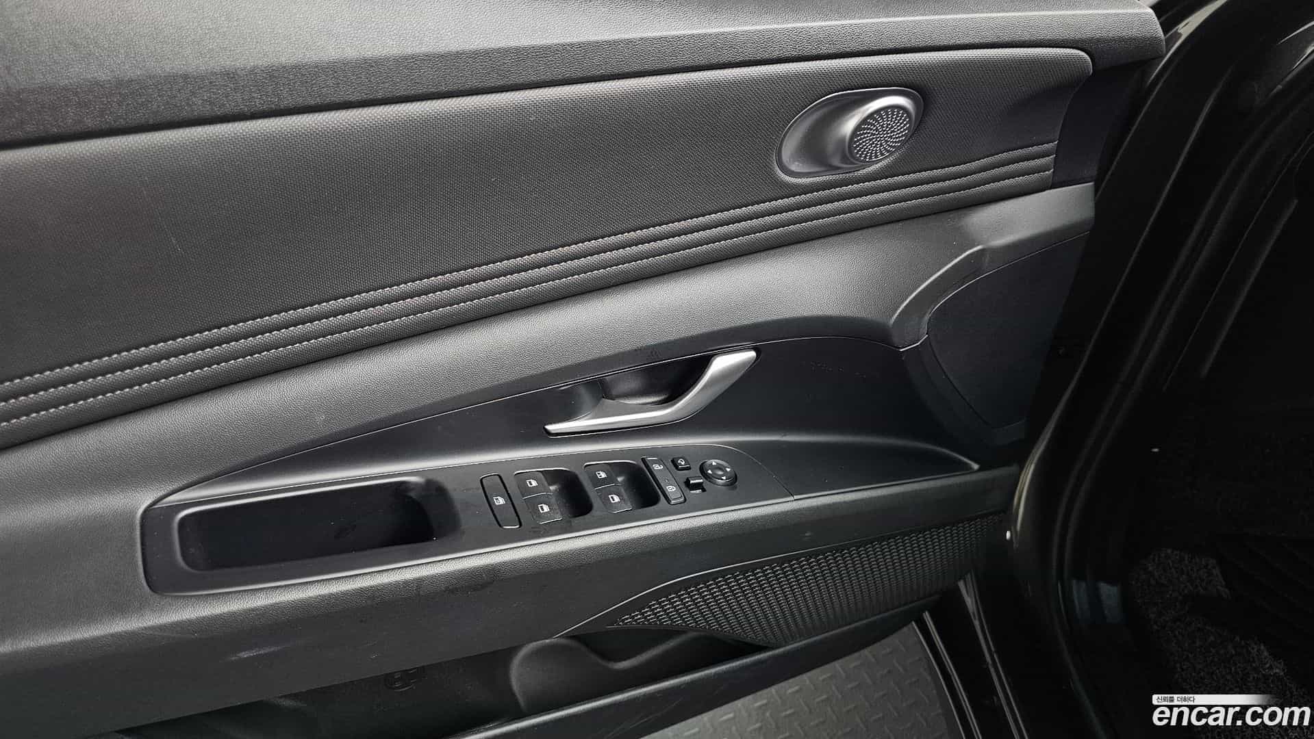AVANTE Hyundai 2020.9-OPTION-042