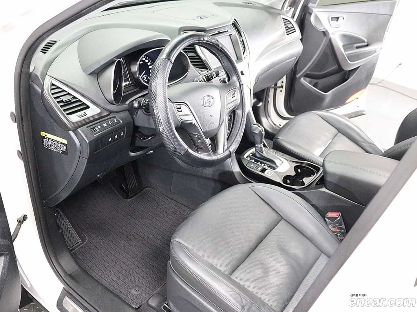 Santafe Hyundai 2016.3-OPTION-020