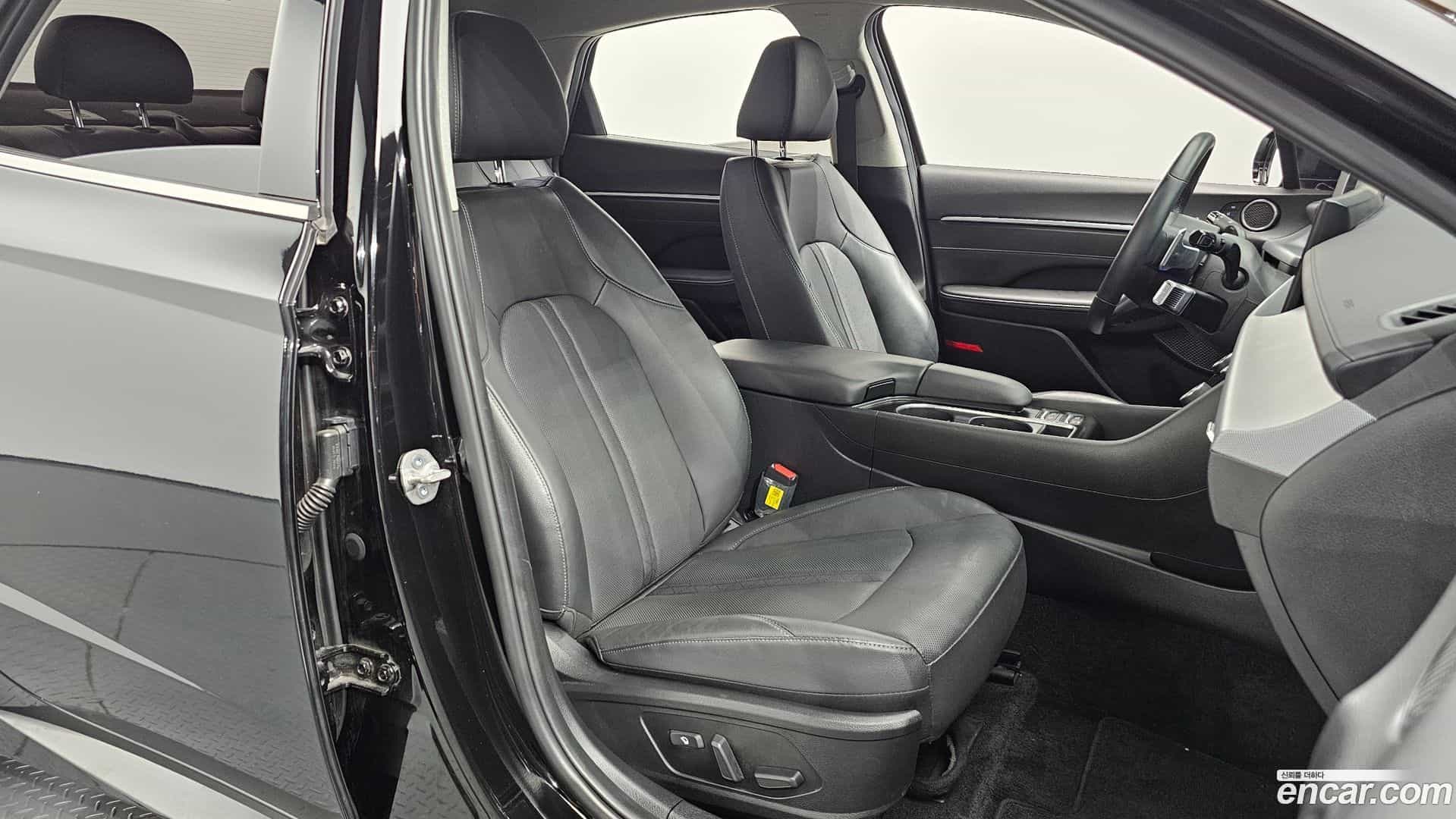 Sonata Hyundai 2024.6-OPTION-015