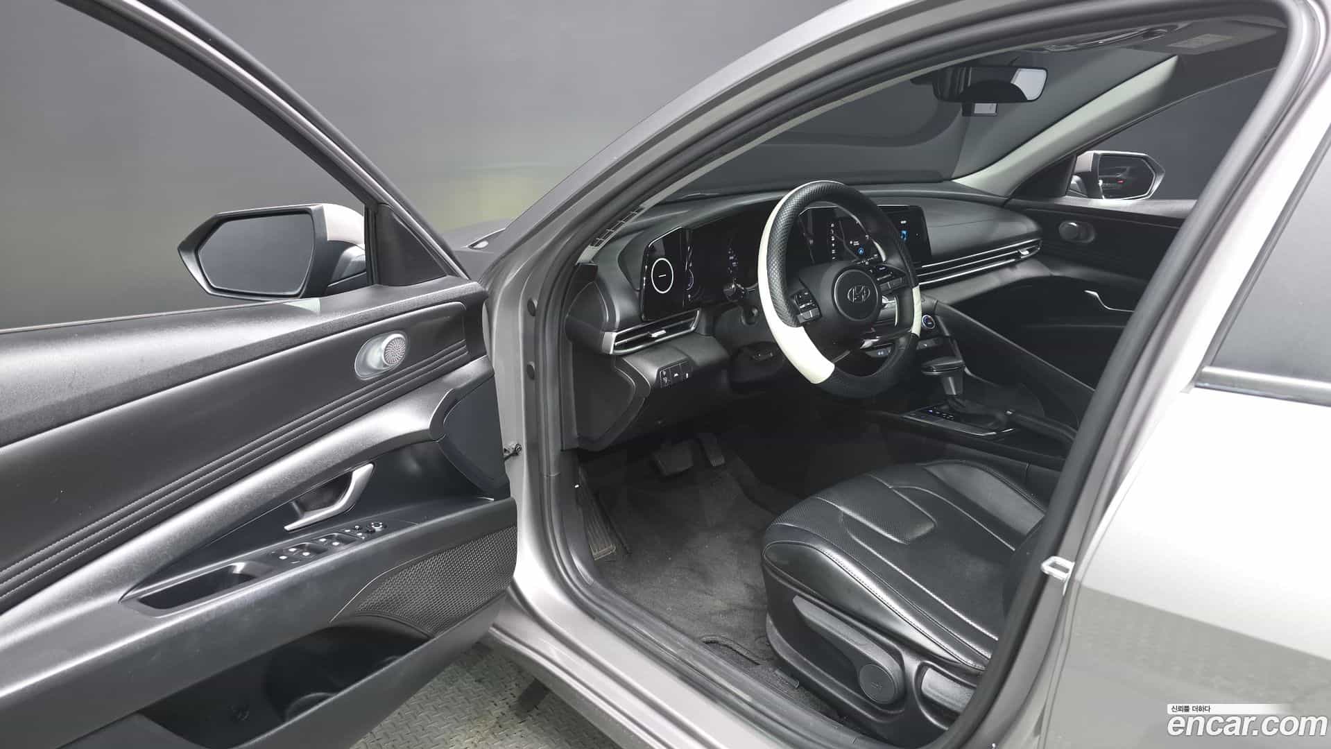 AVANTE Hyundai 2021.3-INNER-010