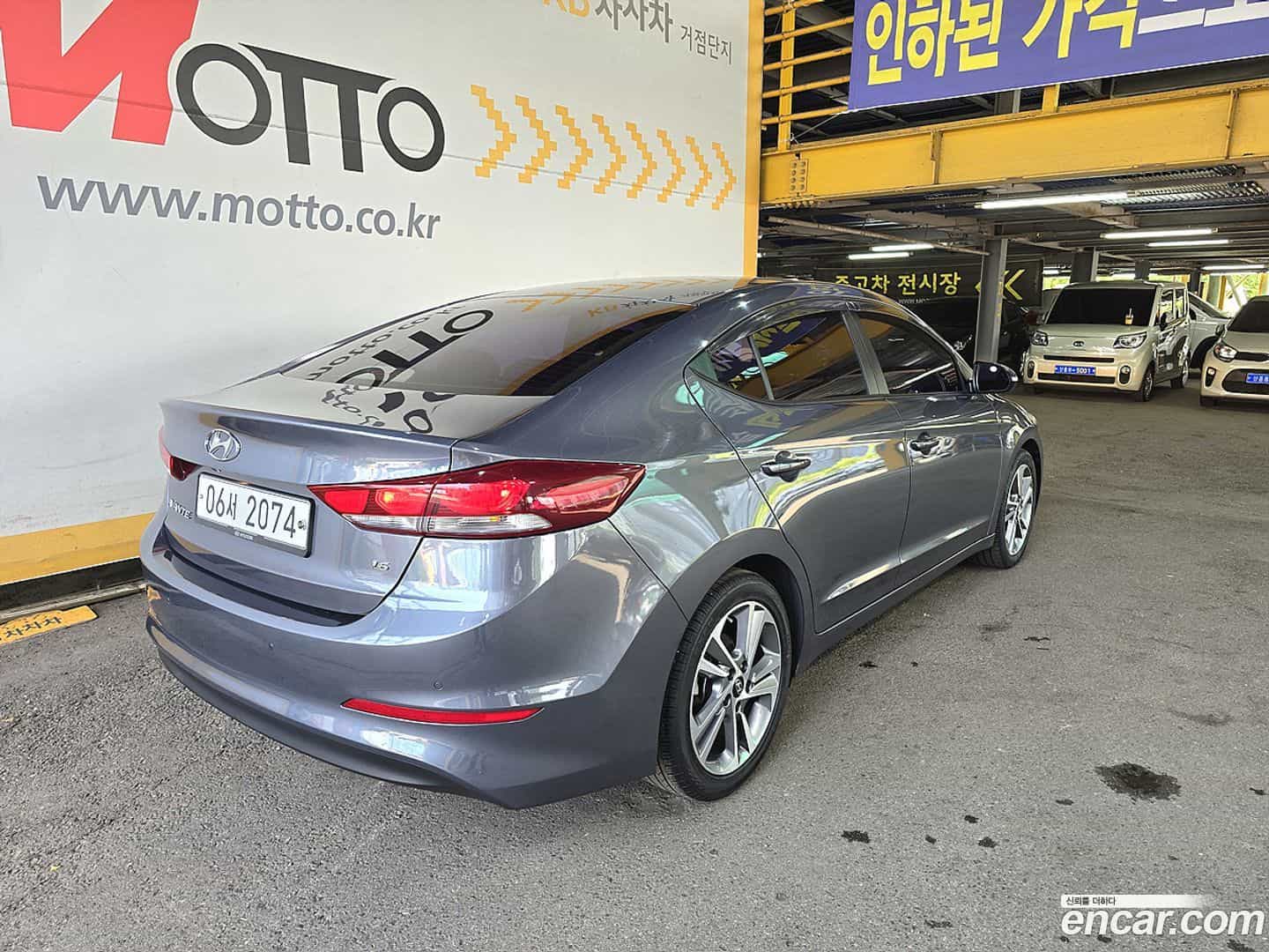 AVANTE Hyundai 2018.2-OUTER-005