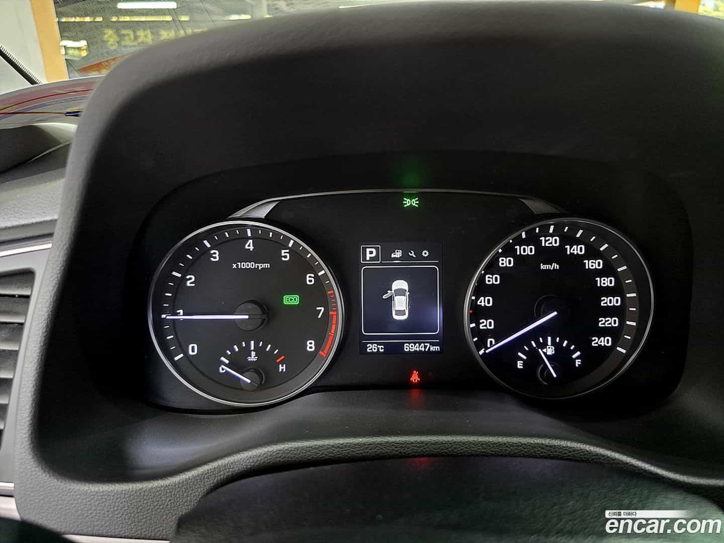 AVANTE Hyundai 2018.2-INNER-009