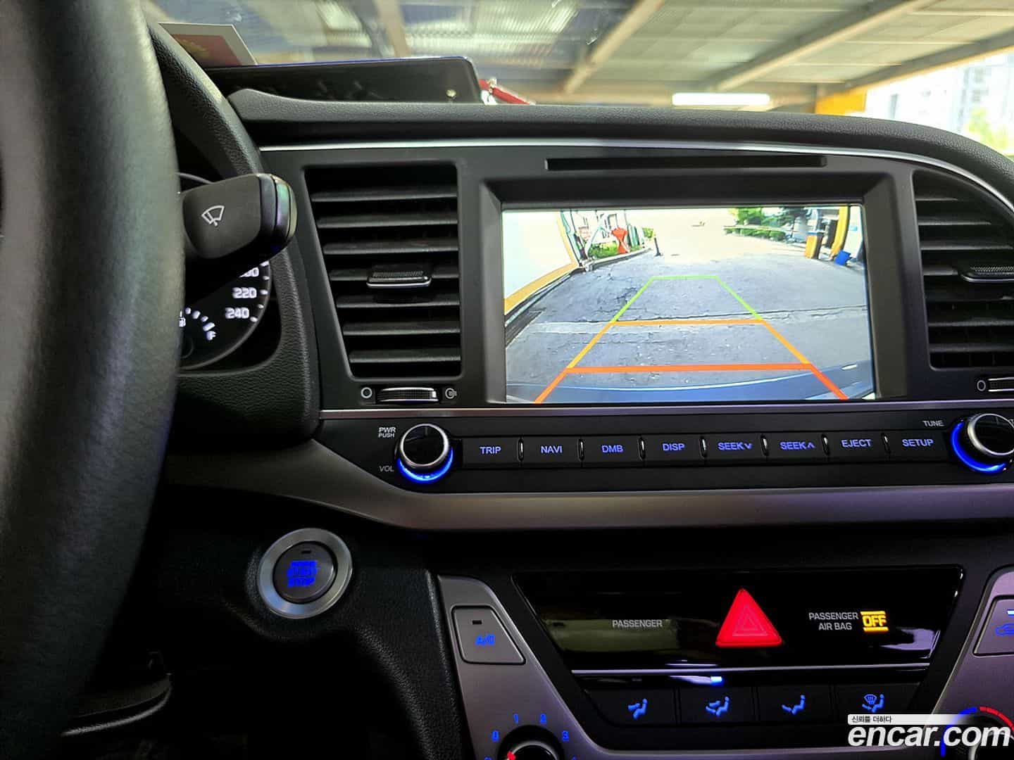 AVANTE Hyundai 2018.2-OPTION-017