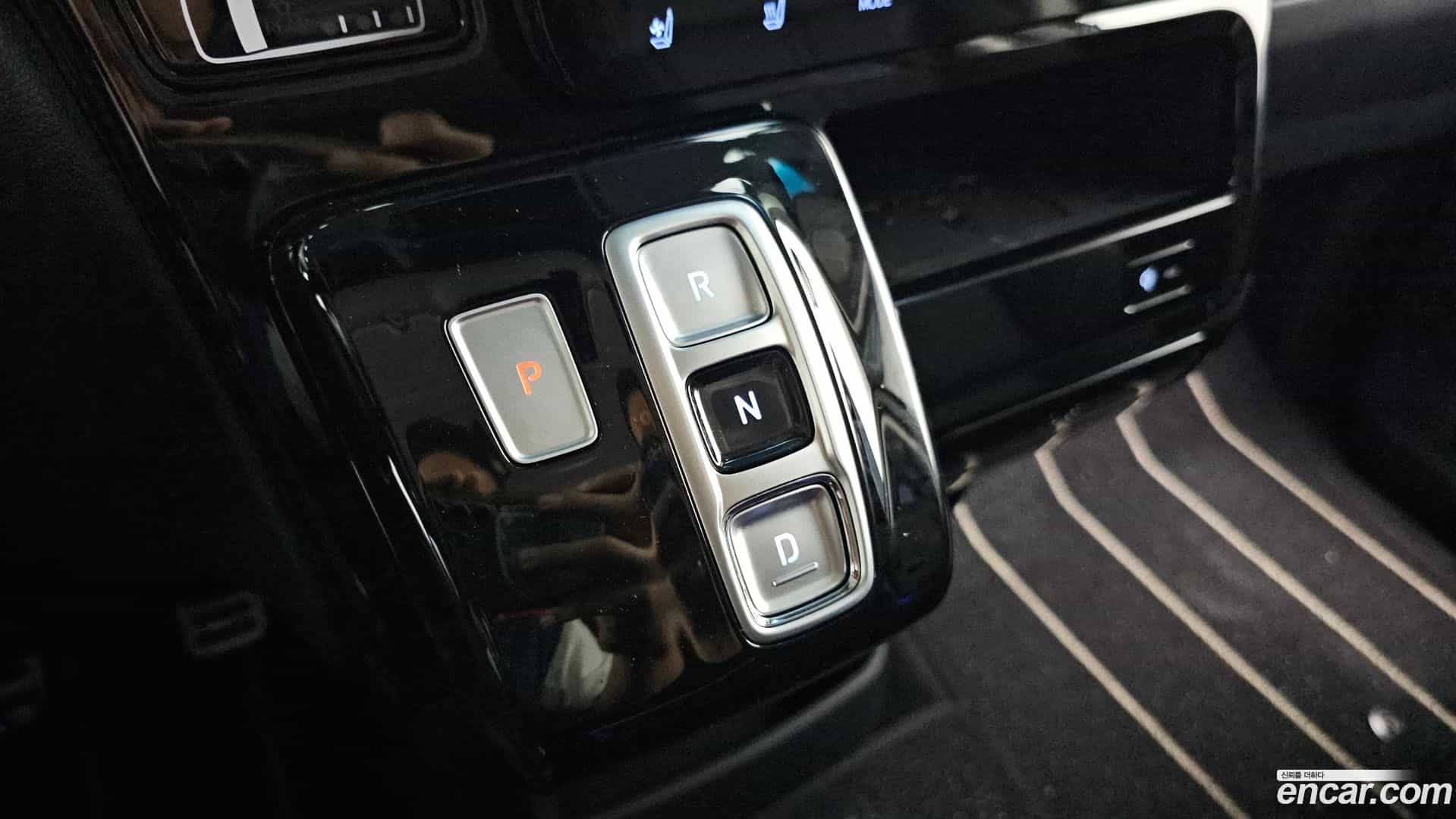 Staria Hyundai 2025.6-INNER-009