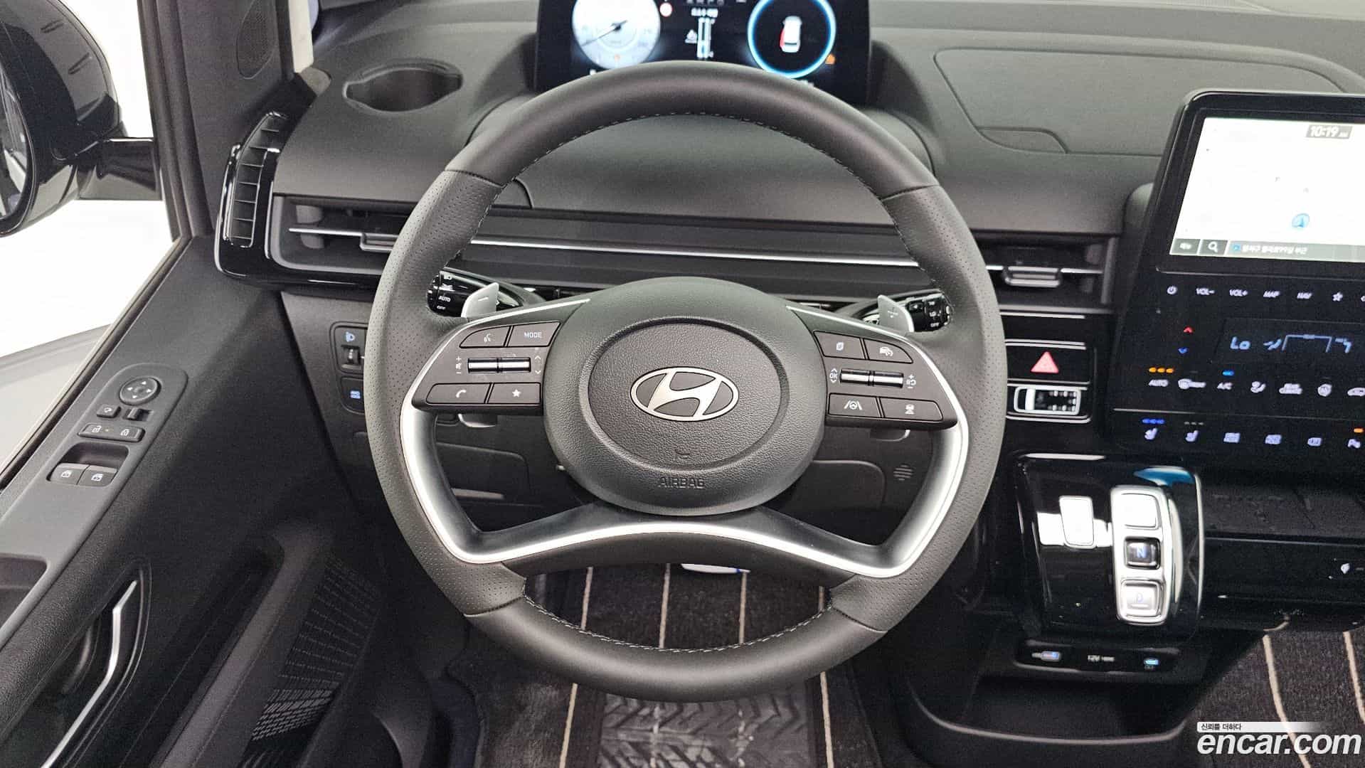 Staria Hyundai 2025.6-OPTION-017