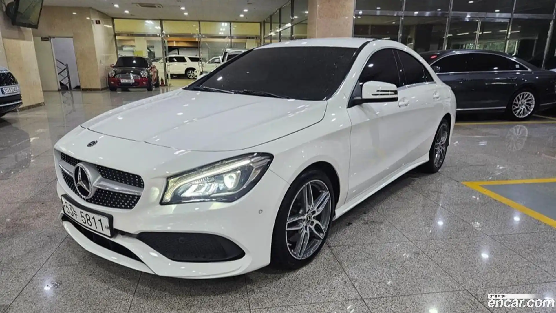 CLA-Class Mercedes-Benz 2018.5-OUTER-001