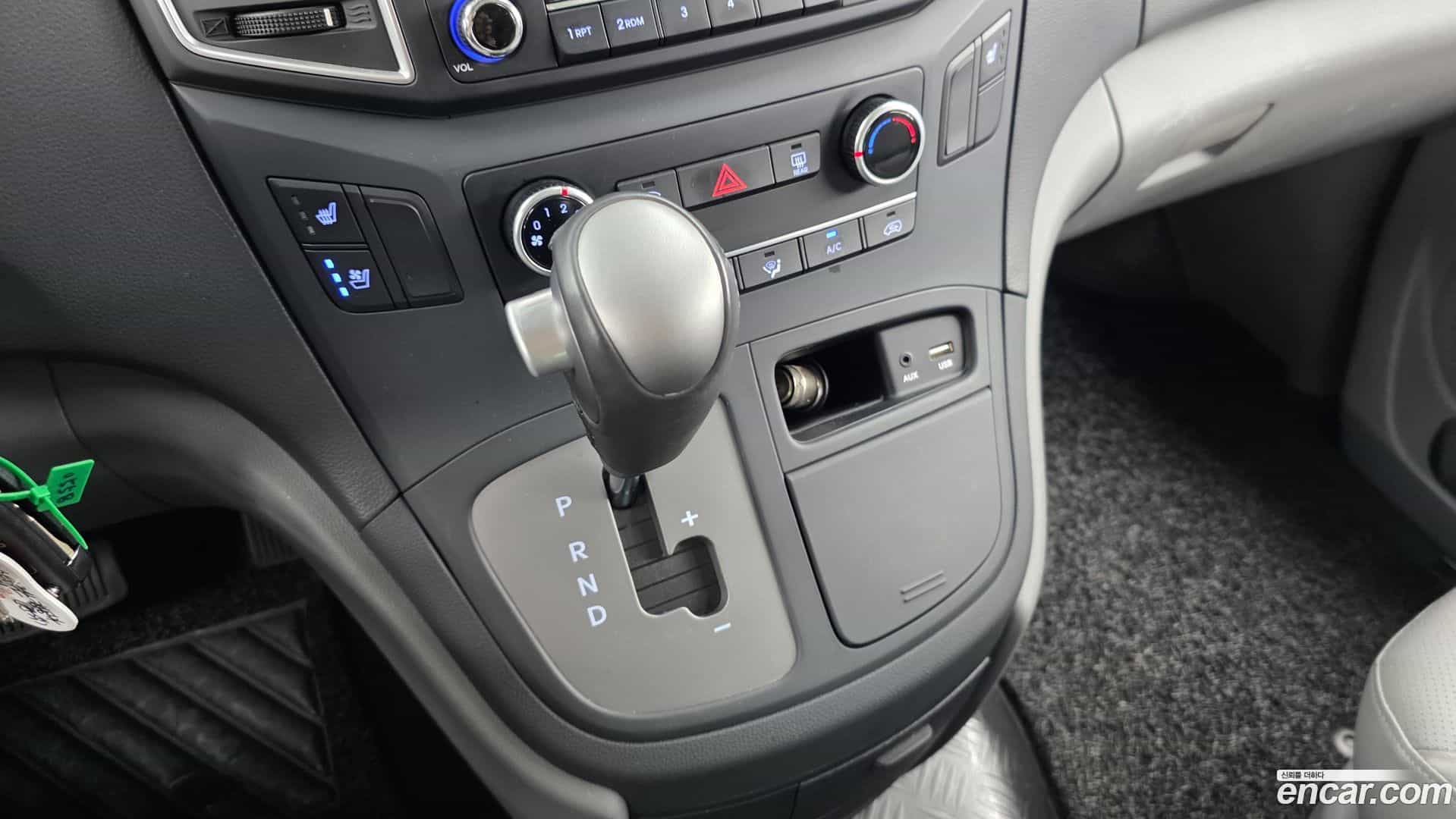Starex Hyundai 2021.5-INNER-009