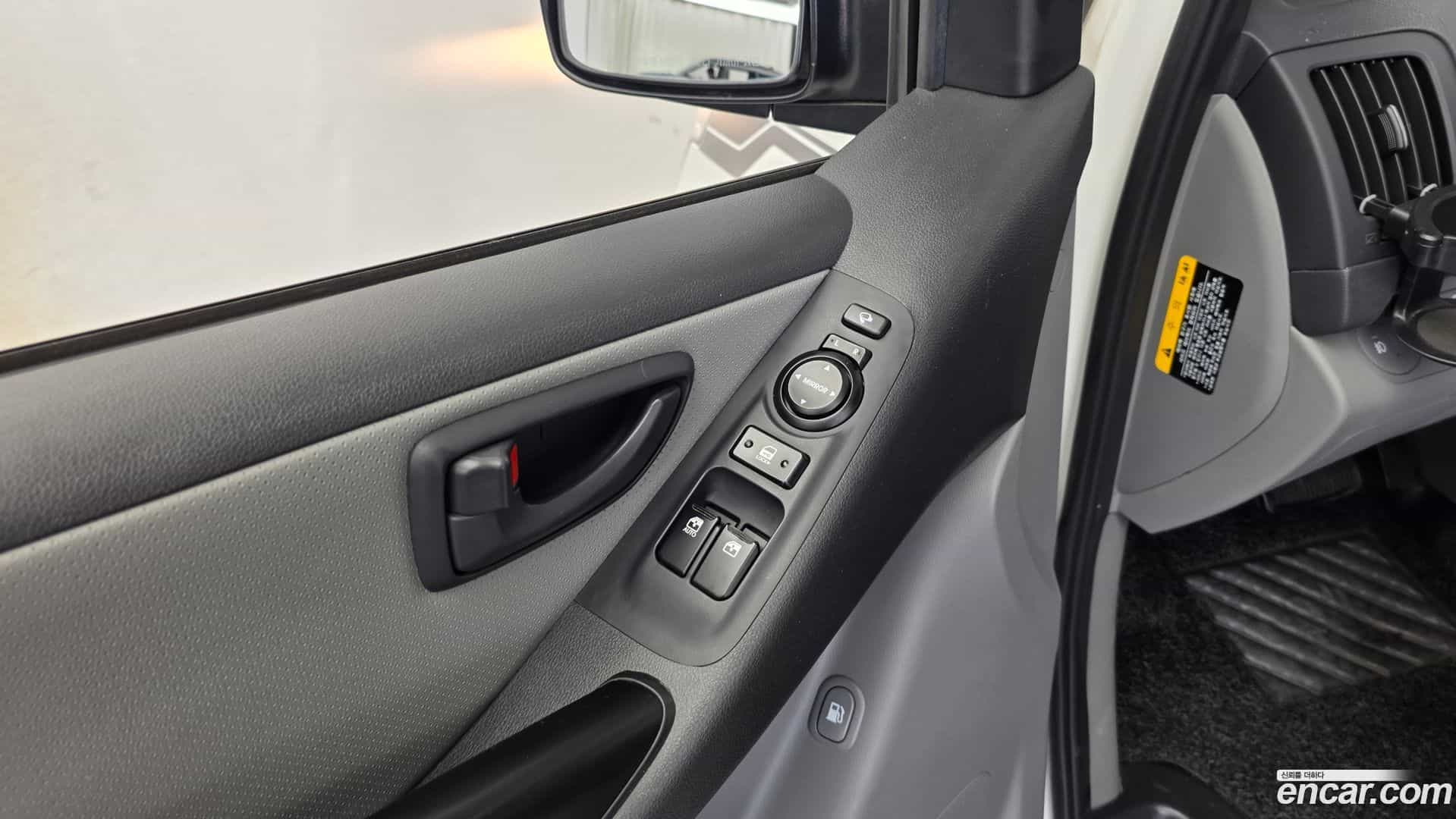 Starex Hyundai 2021.5-OPTION-046