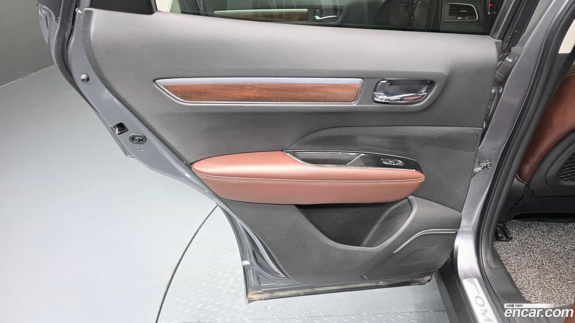QM6 Renault Korea 2019.9-INNER-035