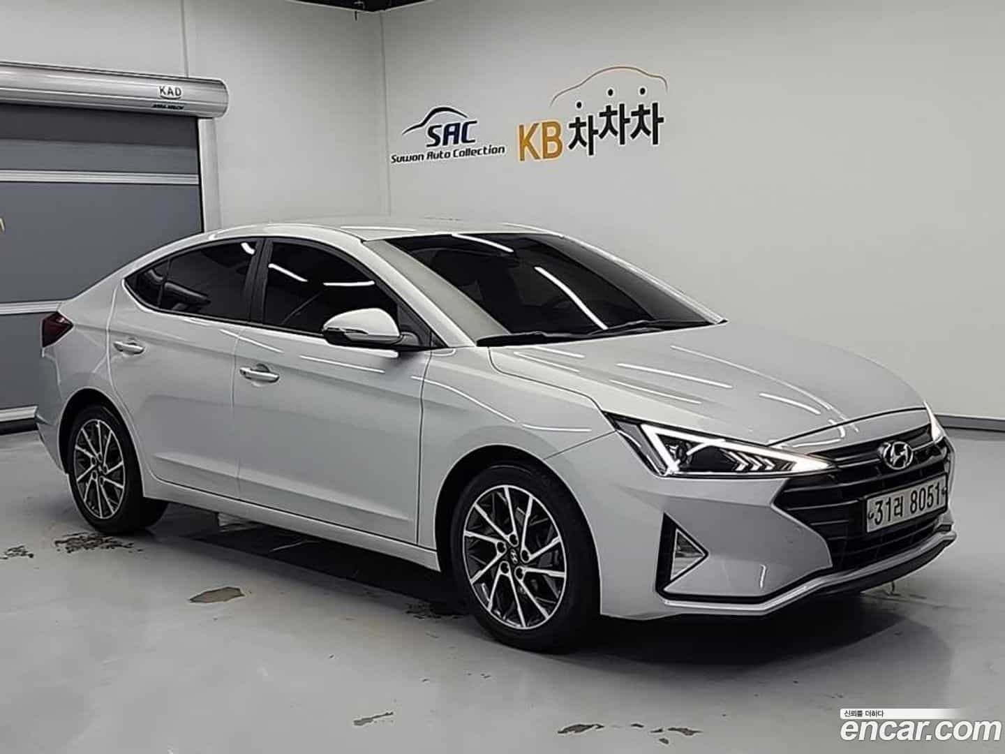 AVANTE Hyundai 2019.2-OUTER-004