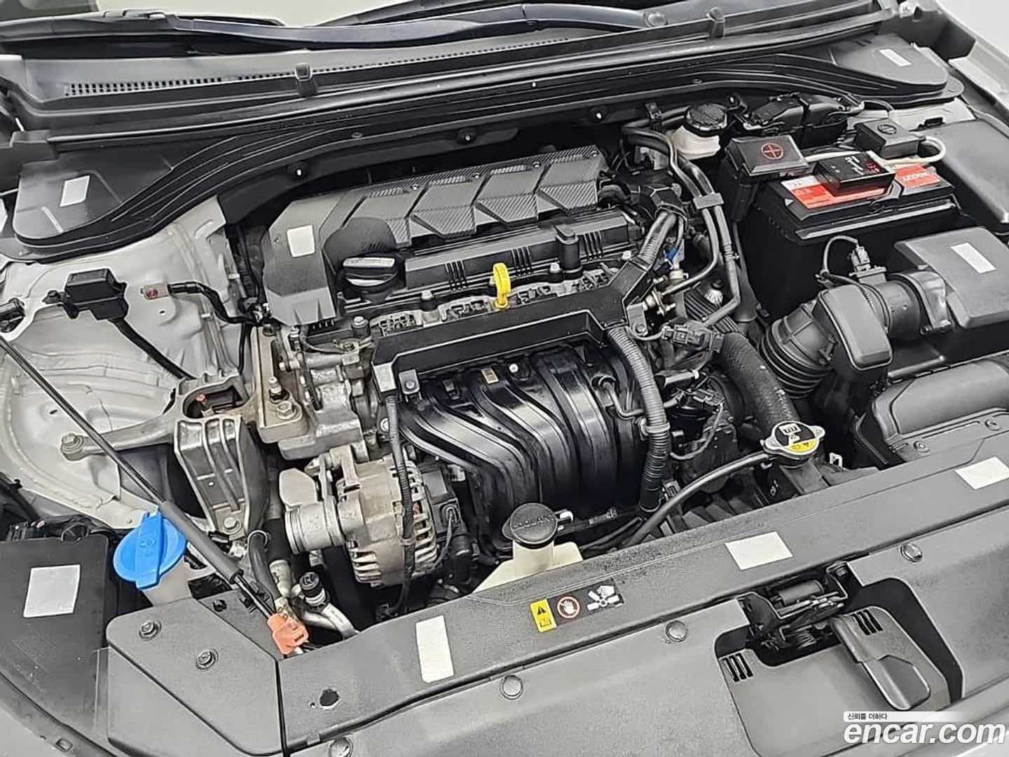 AVANTE Hyundai 2019.2-OUTER-005