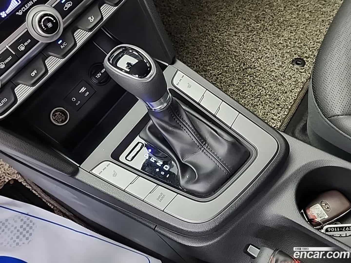 AVANTE Hyundai 2019.2-INNER-008