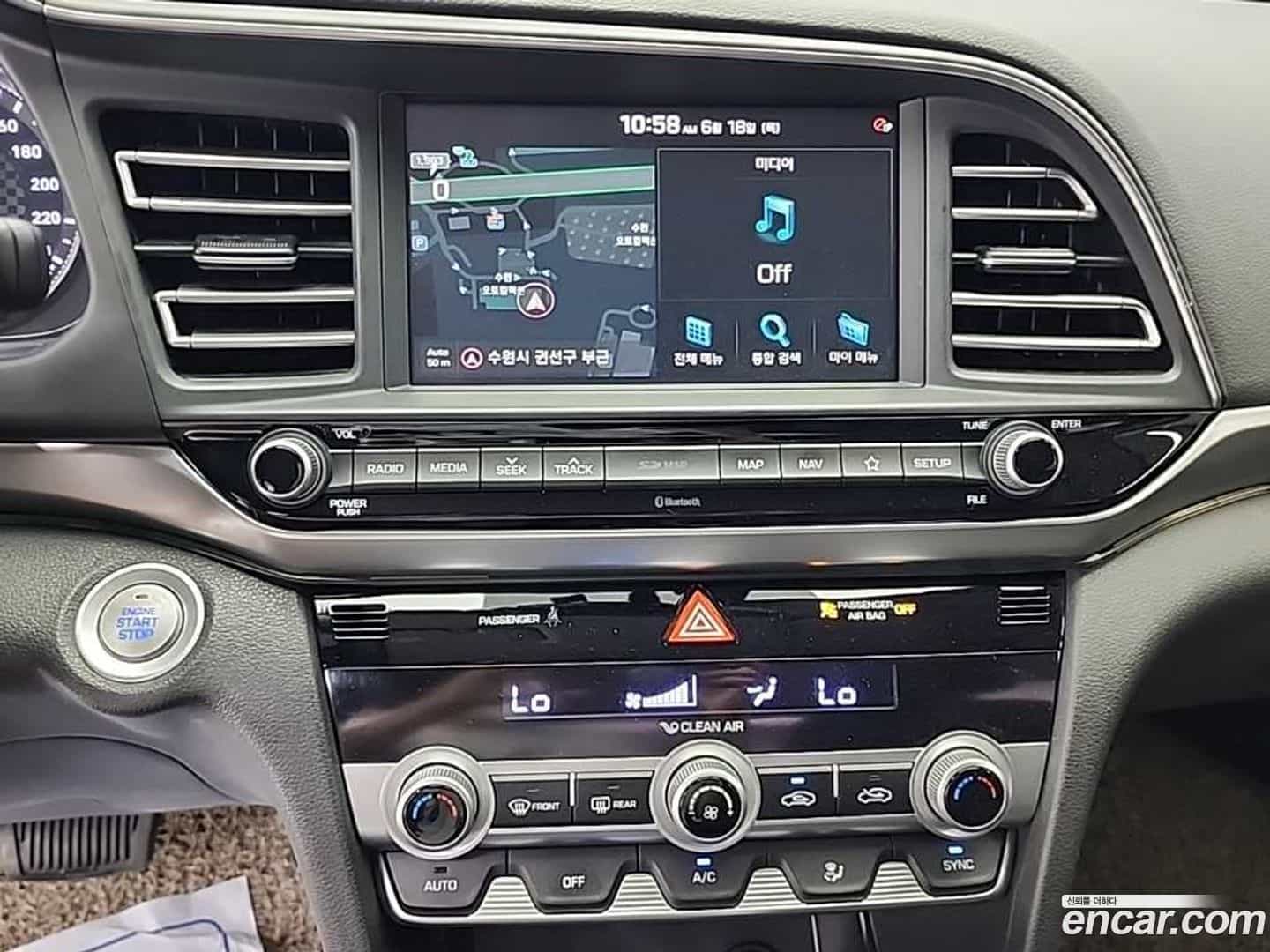 AVANTE Hyundai 2019.2-INNER-010