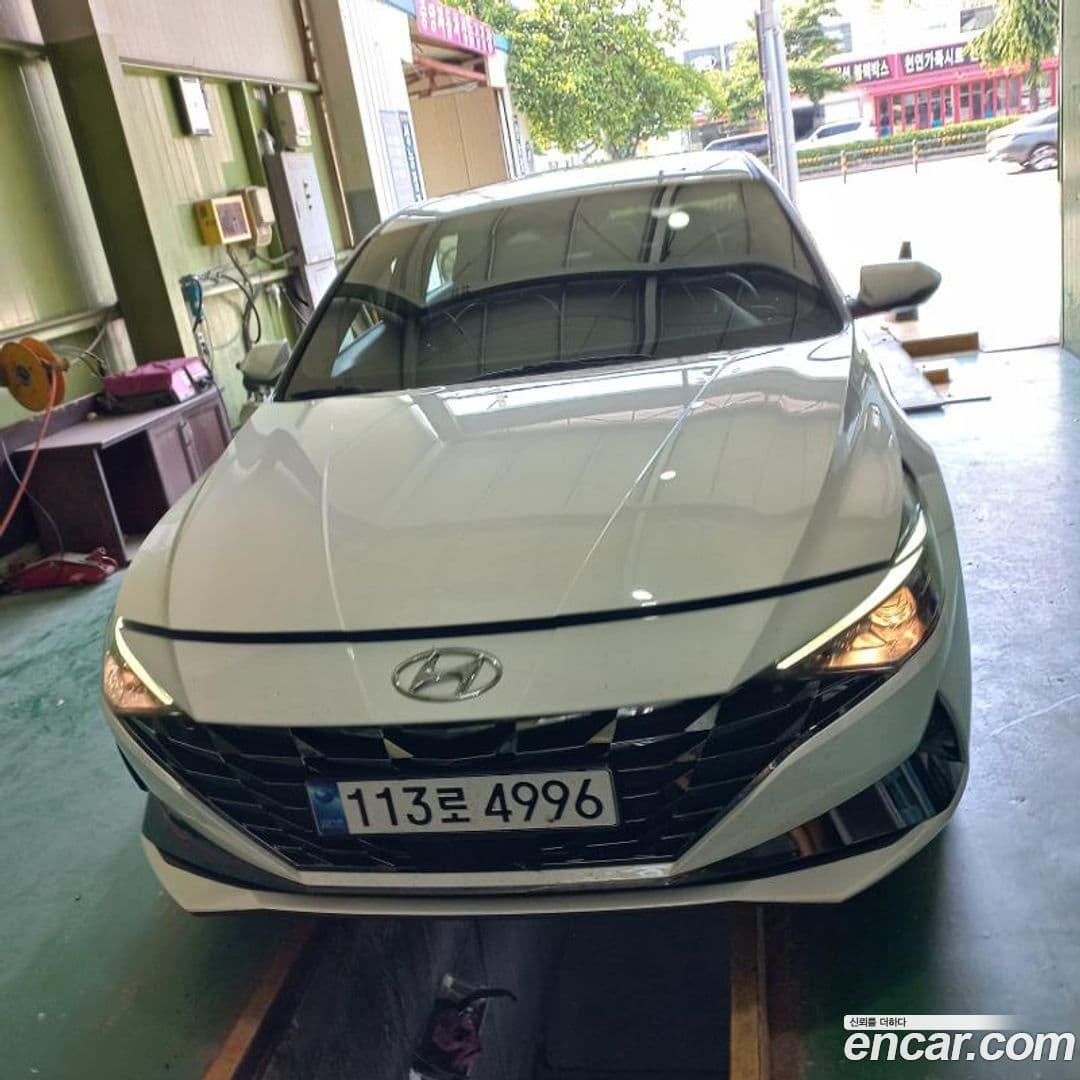 Main__Slider__Photo:AVANTE Hyundai 2021.6-0
