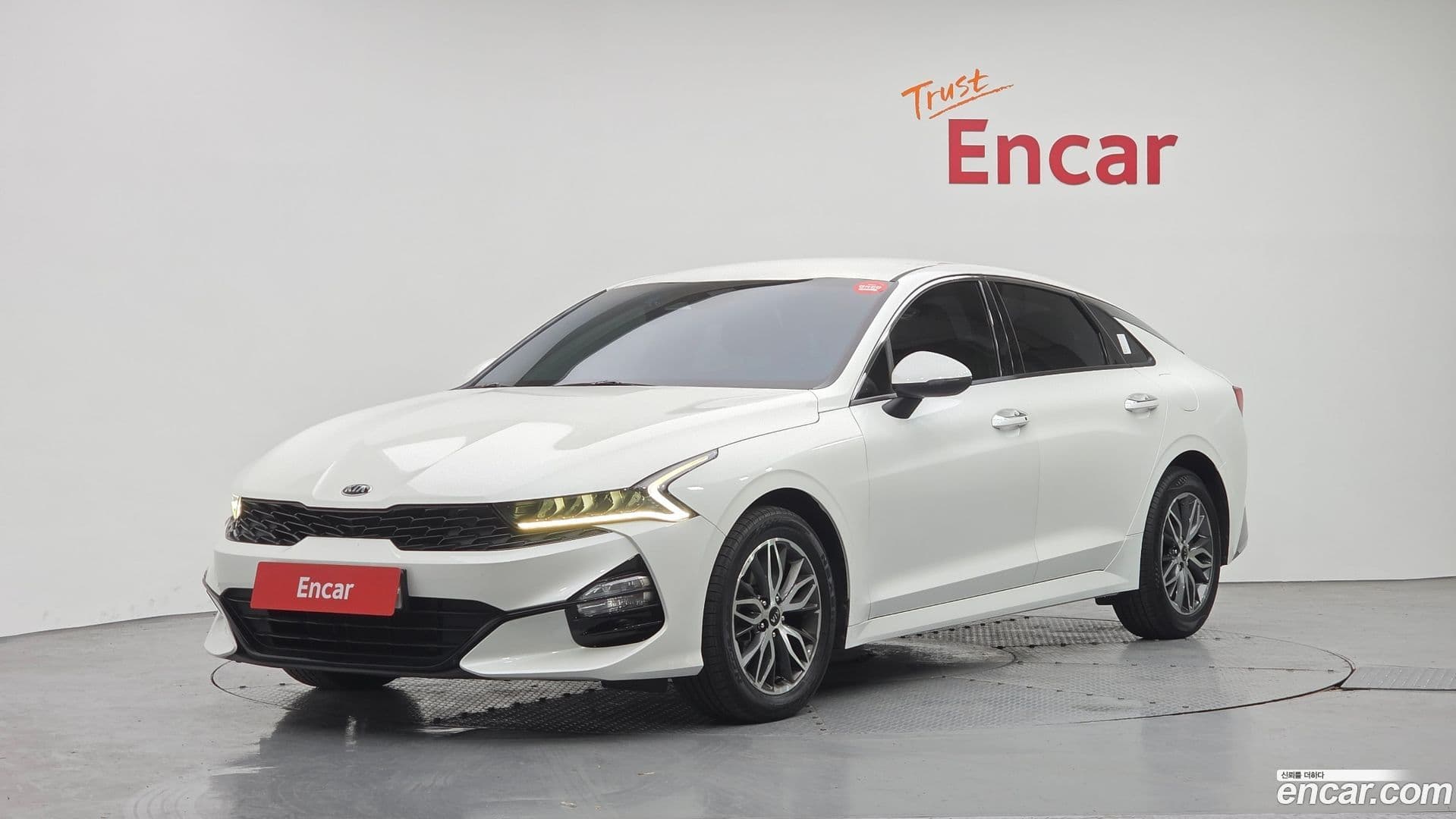 Main__Slider__Photo:K5 Kia 2020.7-0