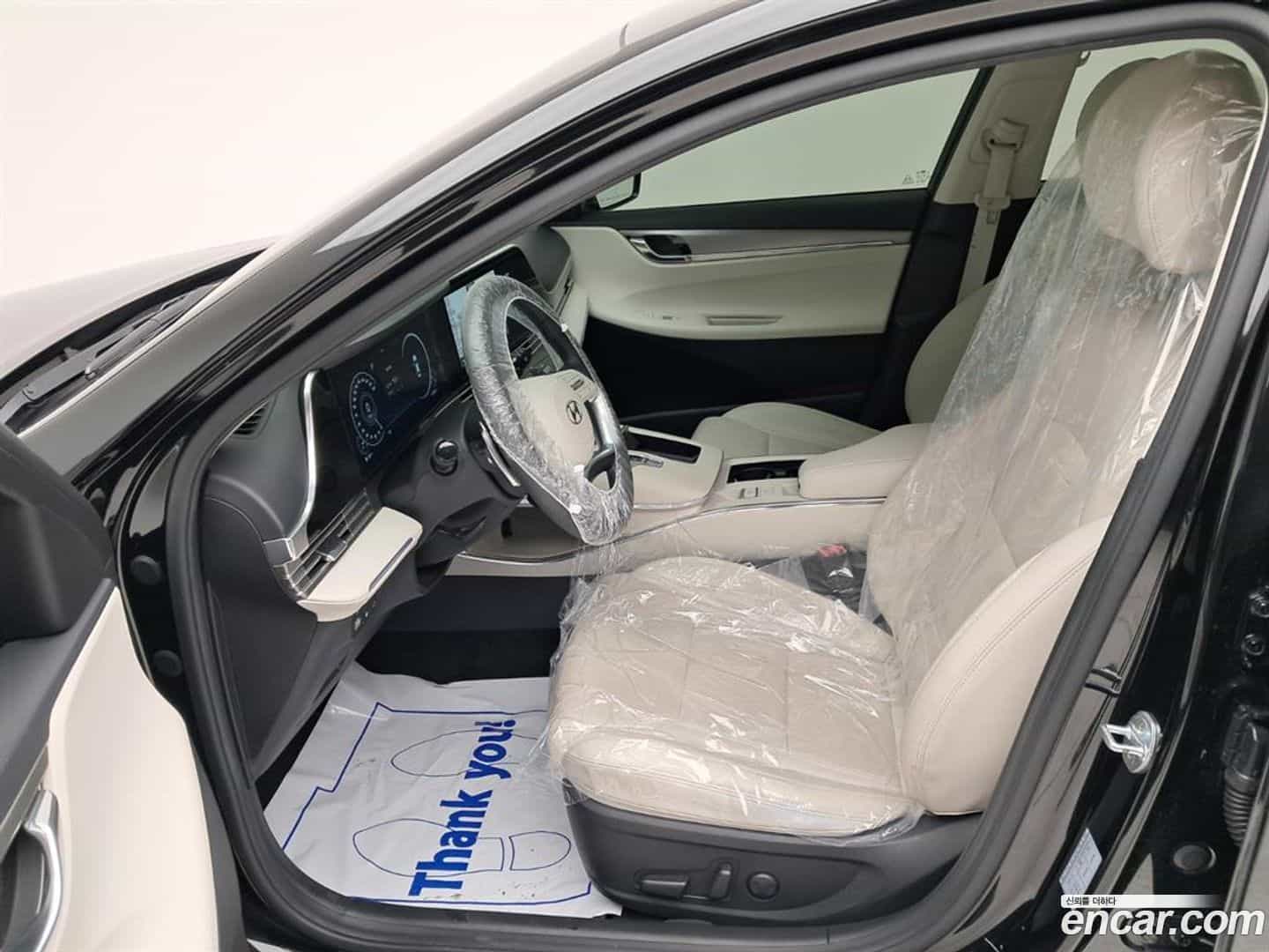 Grandeur Hyundai 2022.4-OPTION-015