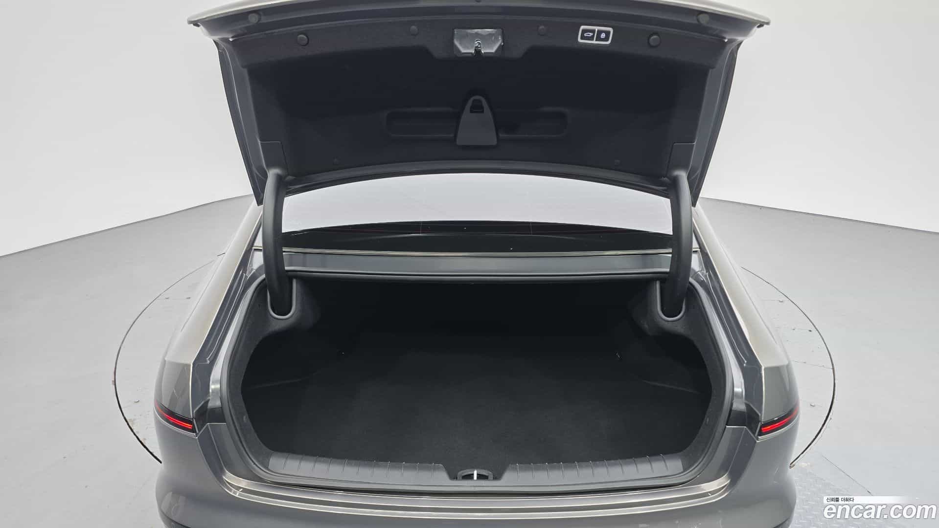 Grandeur Hyundai 2023.3-OPTION-024