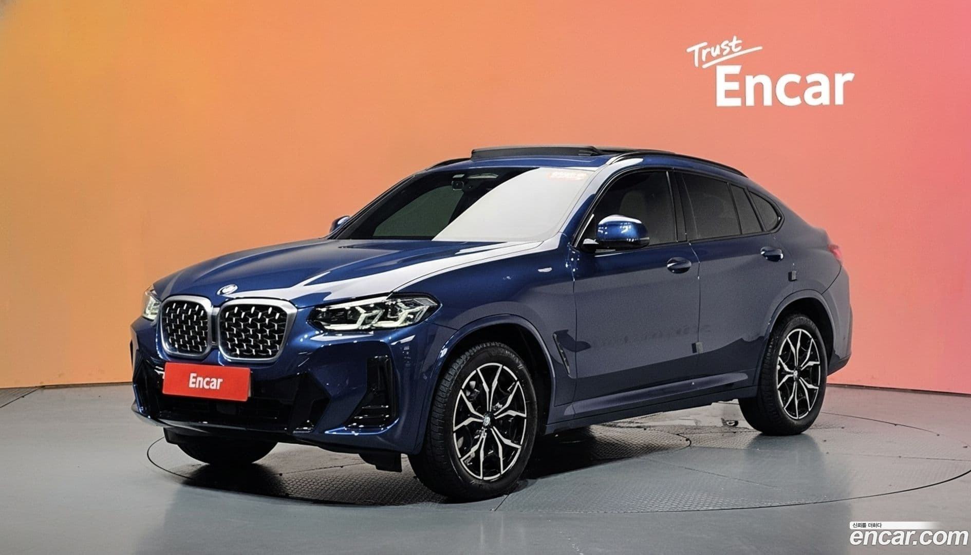 Main__Slider__Photo:X4 BMW 2022.3-0