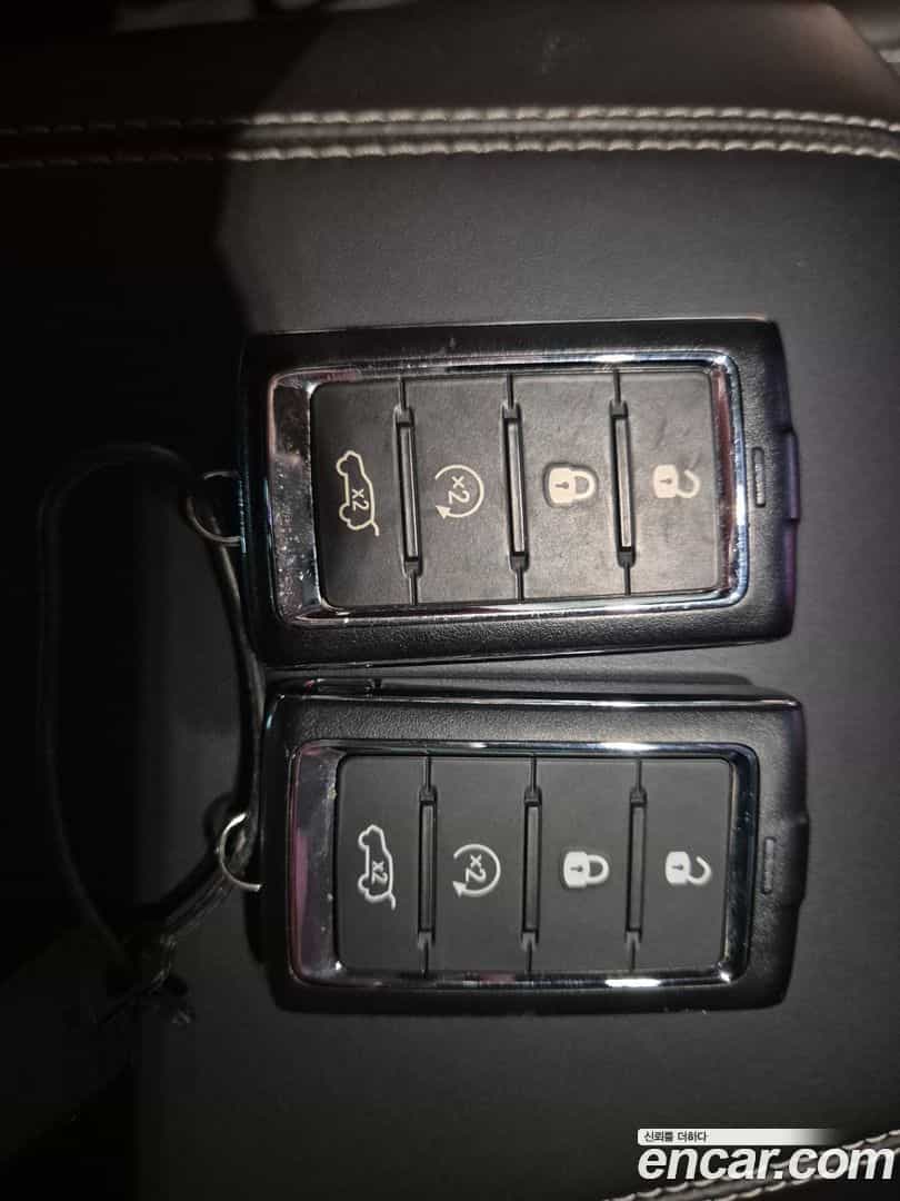 Cherokee Jeep 2023.11-OPTION-016
