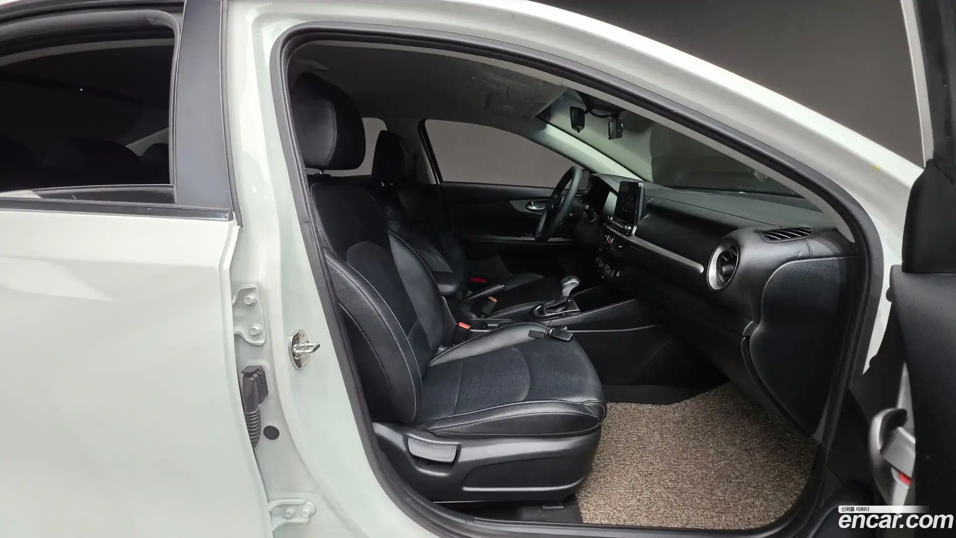 K3 Kia 2019.5-INNER-010