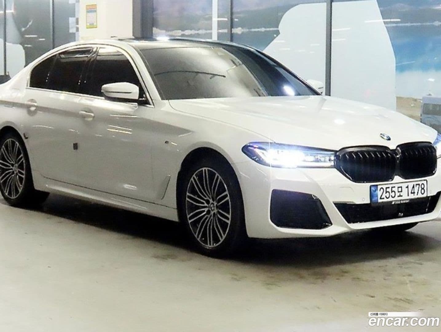 Main__Slider__Photo:5-Series BMW 2020.1-0