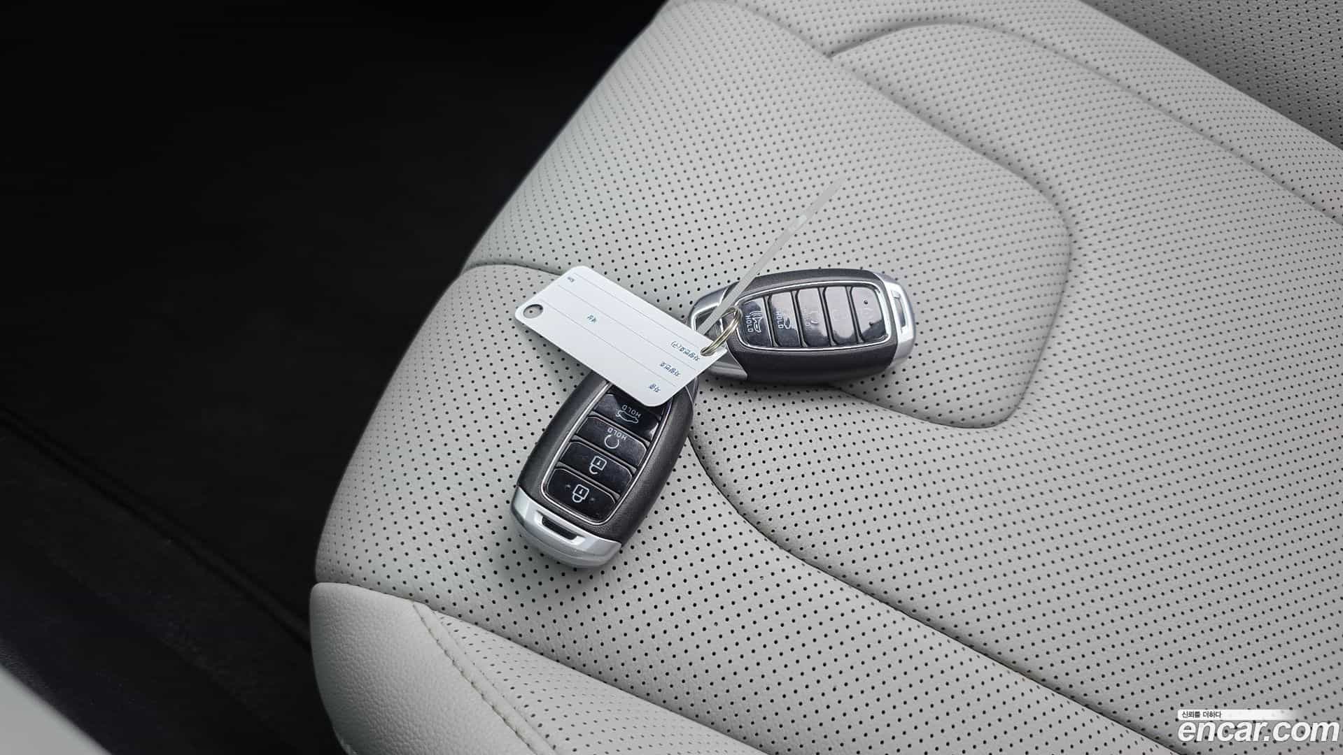 AVANTE Hyundai 2021.5-OPTION-022