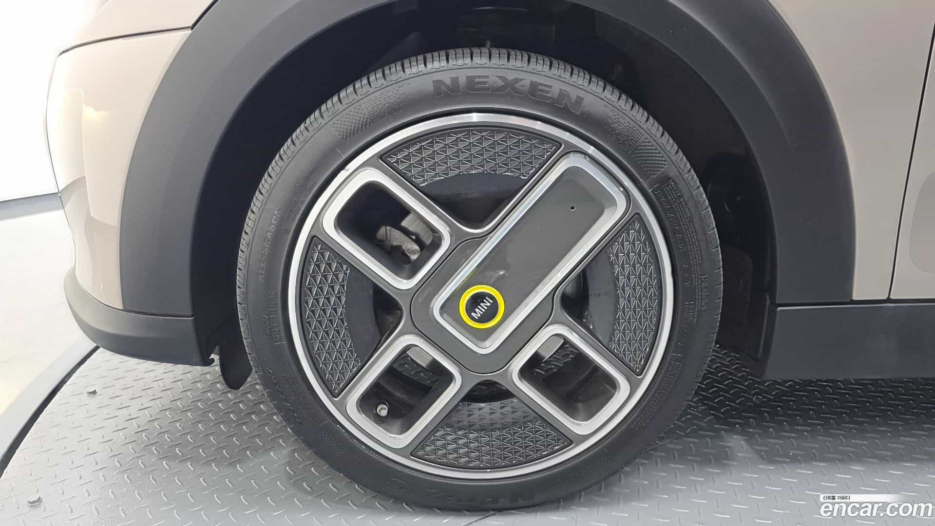 Cooper Mini 2022.4-OUTER-005