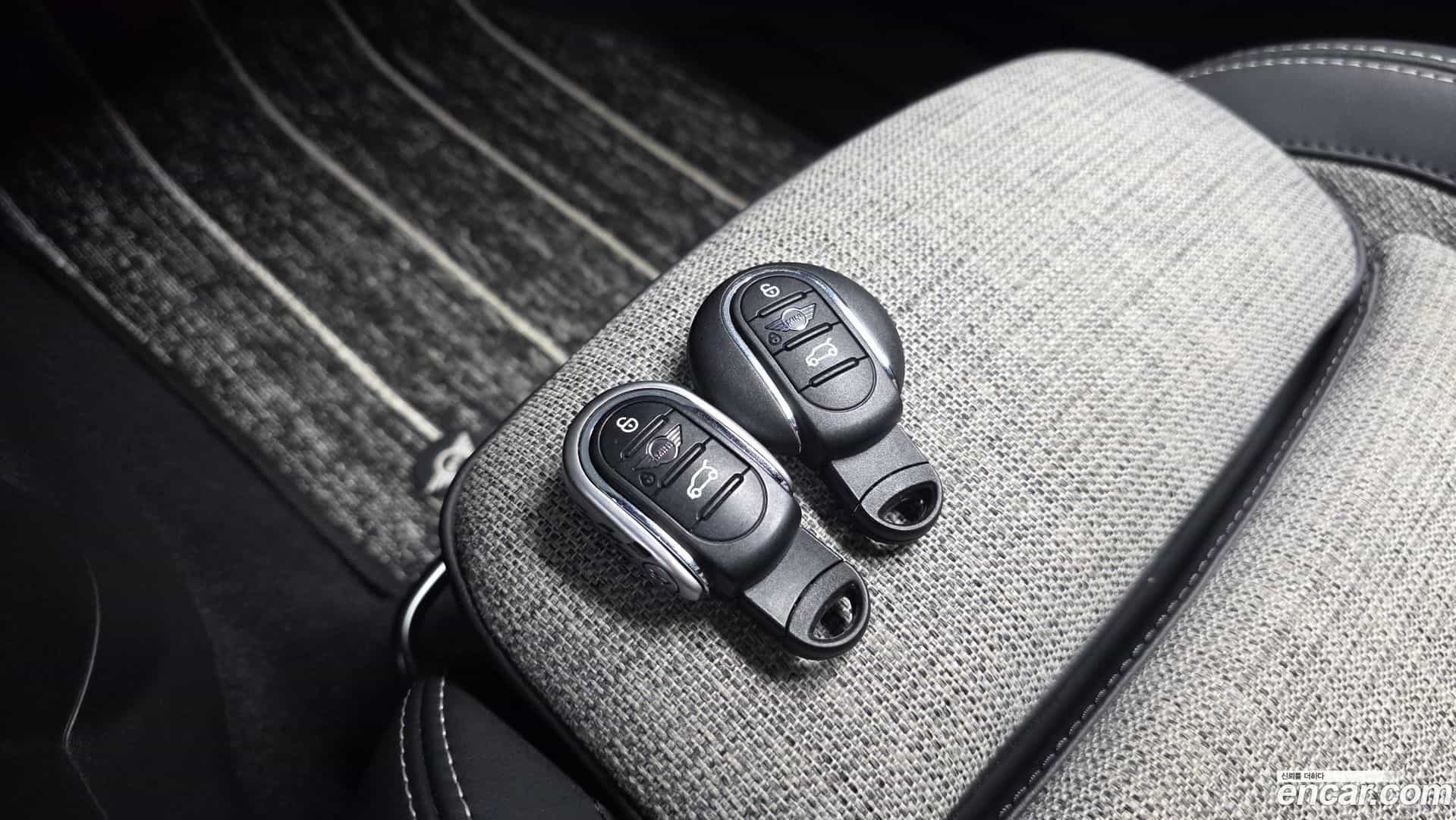 Cooper Mini 2022.4-OPTION-019