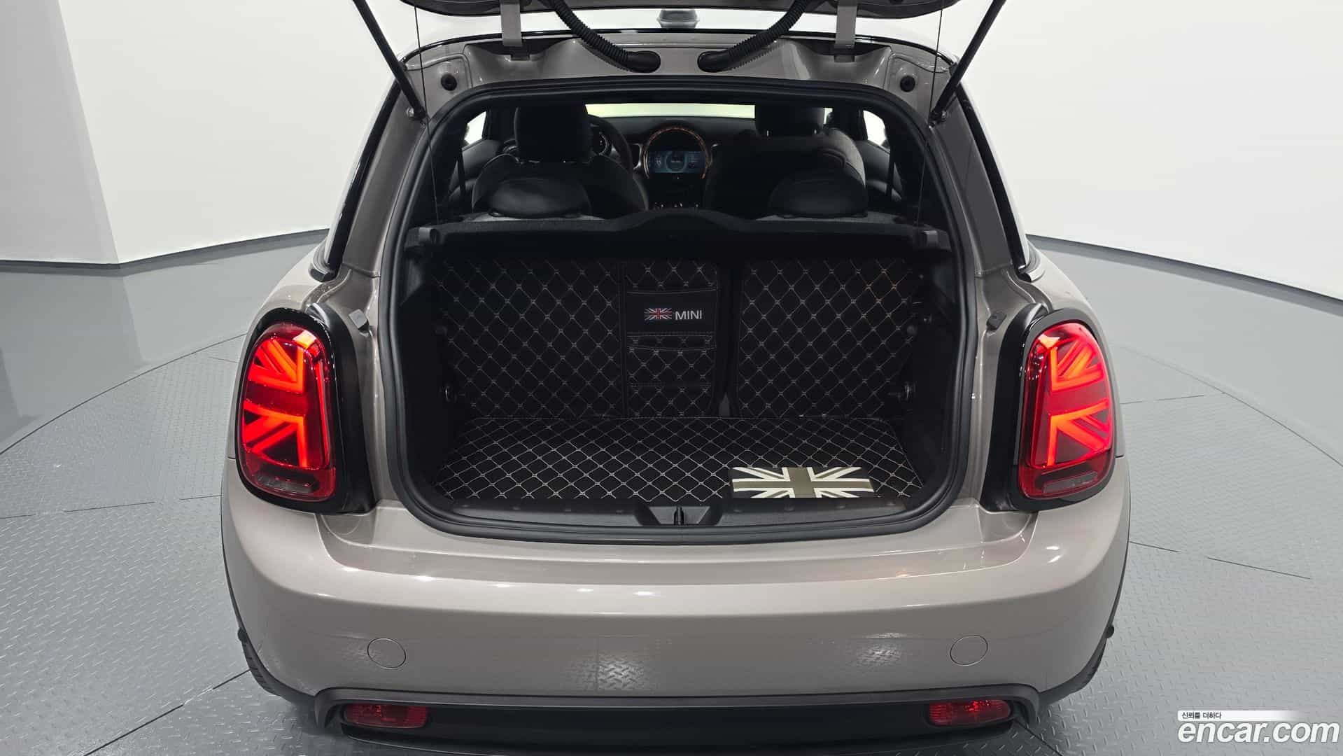 Cooper Mini 2022.4-OPTION-020