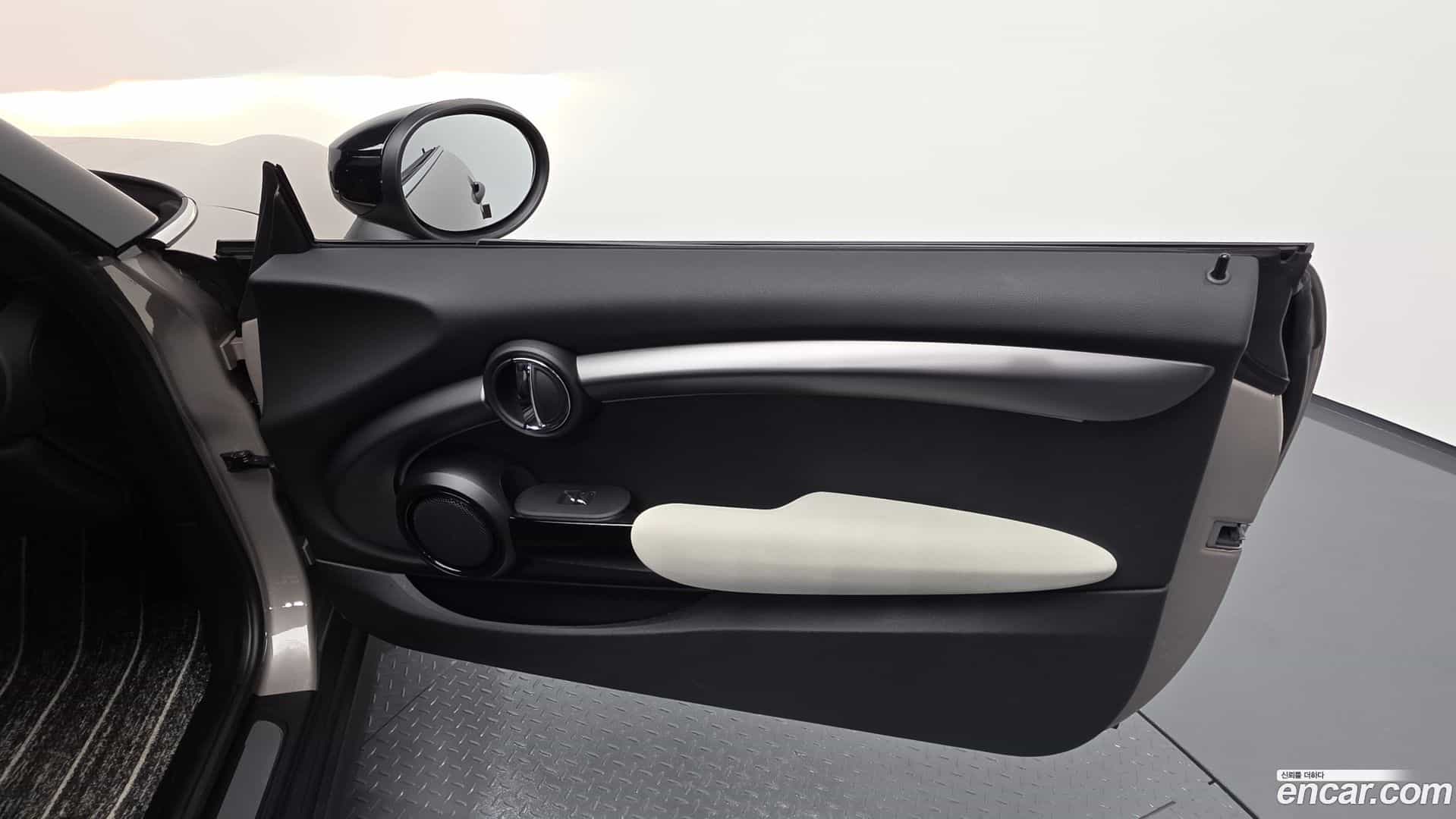 Cooper Mini 2022.4-INNER-034