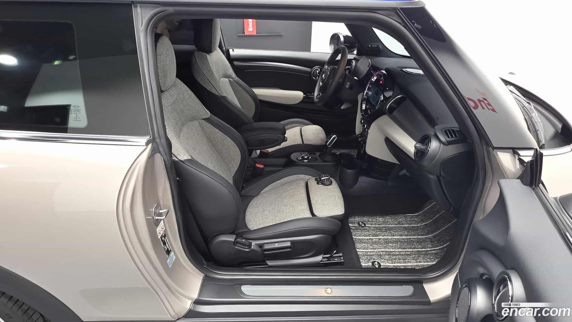 Cooper Mini 2022.4-INNER-036
