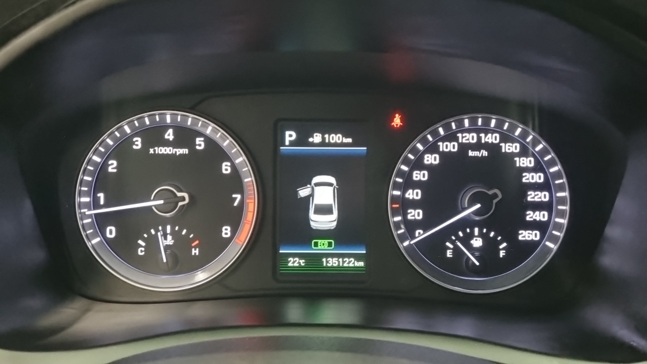Sonata Hyundai 2017.3-INNER-008