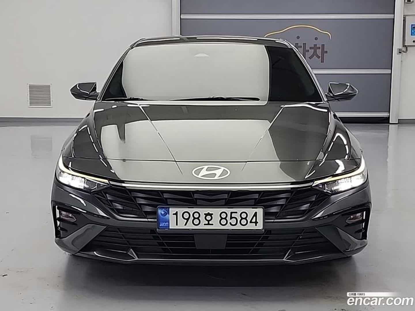 AVANTE Hyundai 2023.4-OUTER-002