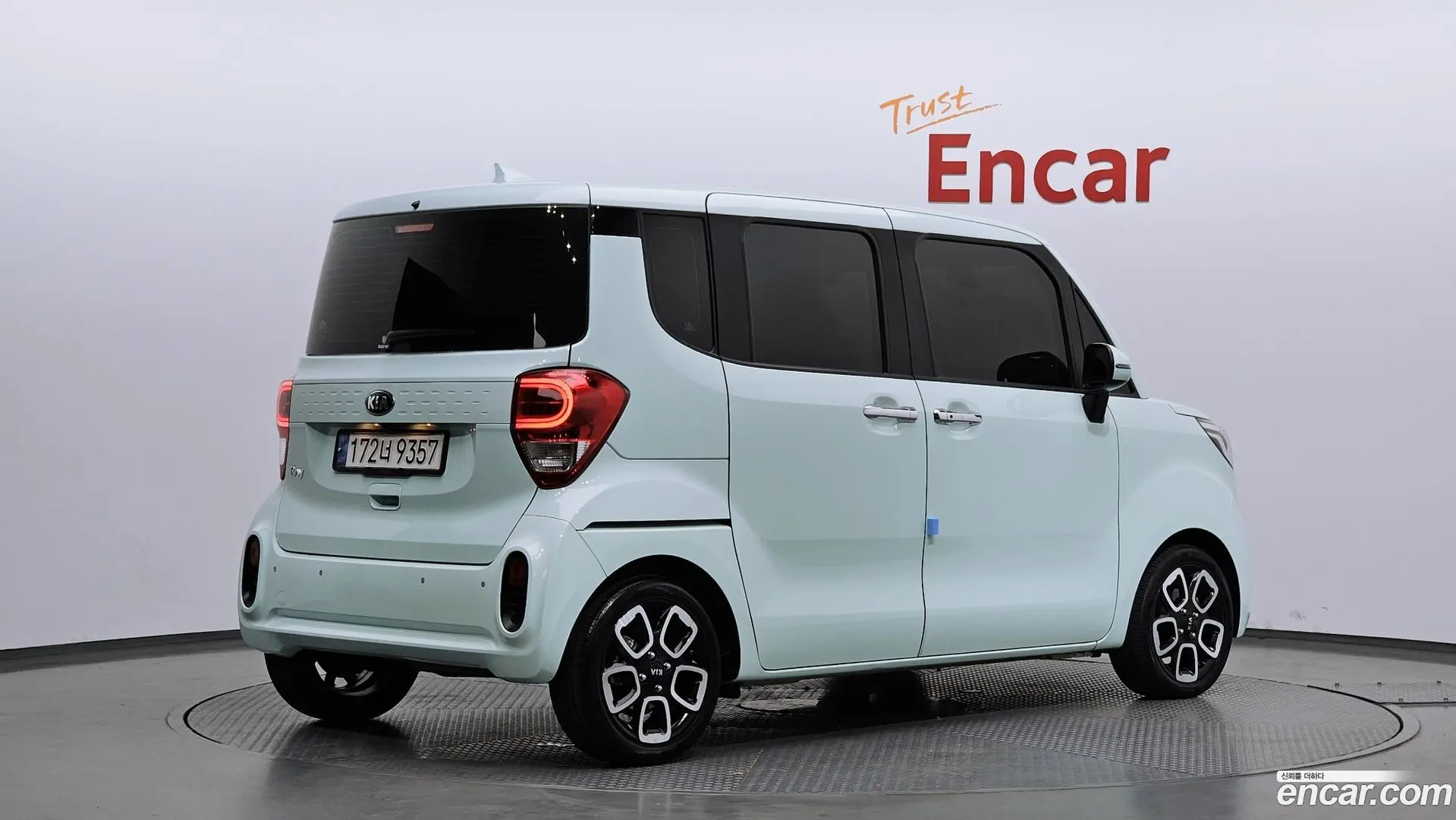 Main__Slider__Photo:RAY Kia 2021.2-1