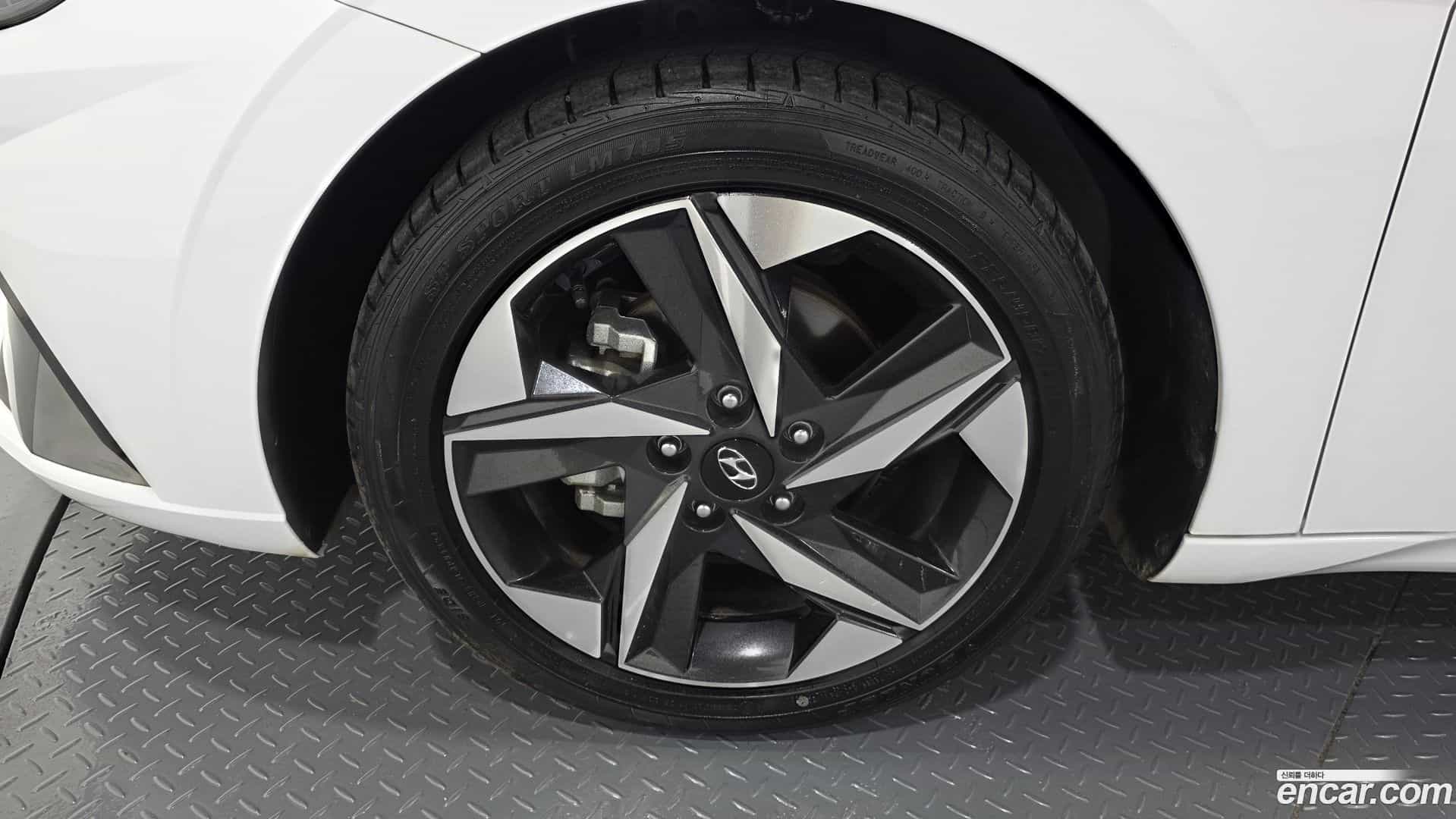 AVANTE Hyundai 2022.4-OUTER-005