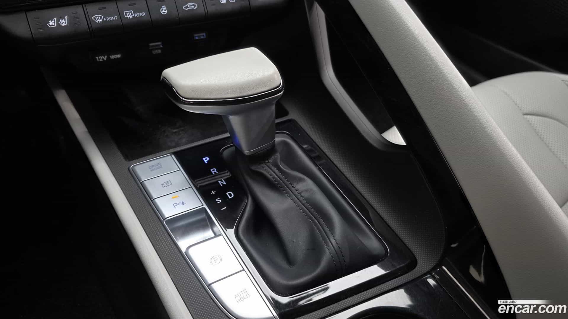 AVANTE Hyundai 2022.4-INNER-009