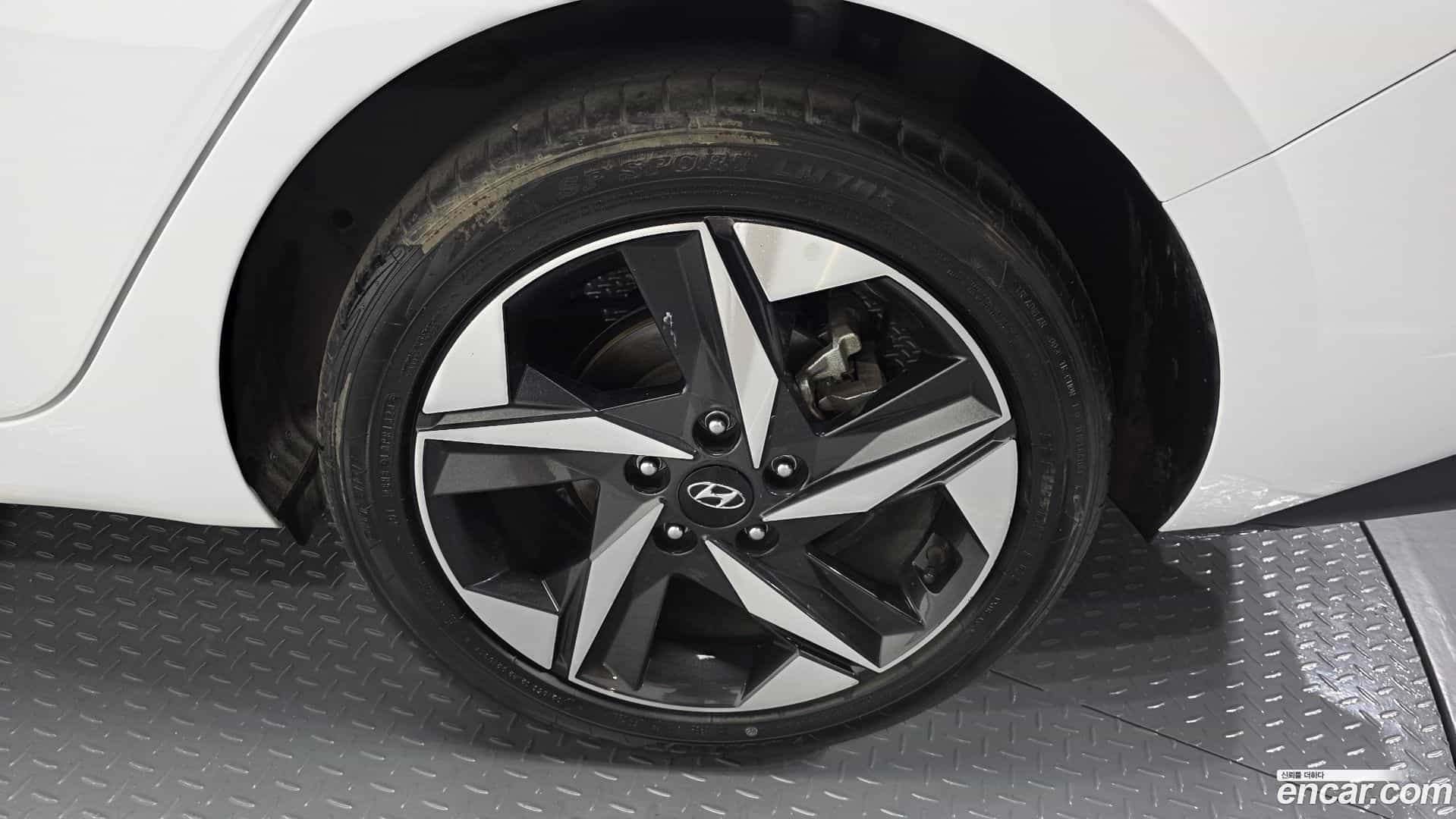 AVANTE Hyundai 2022.4-OUTER-031