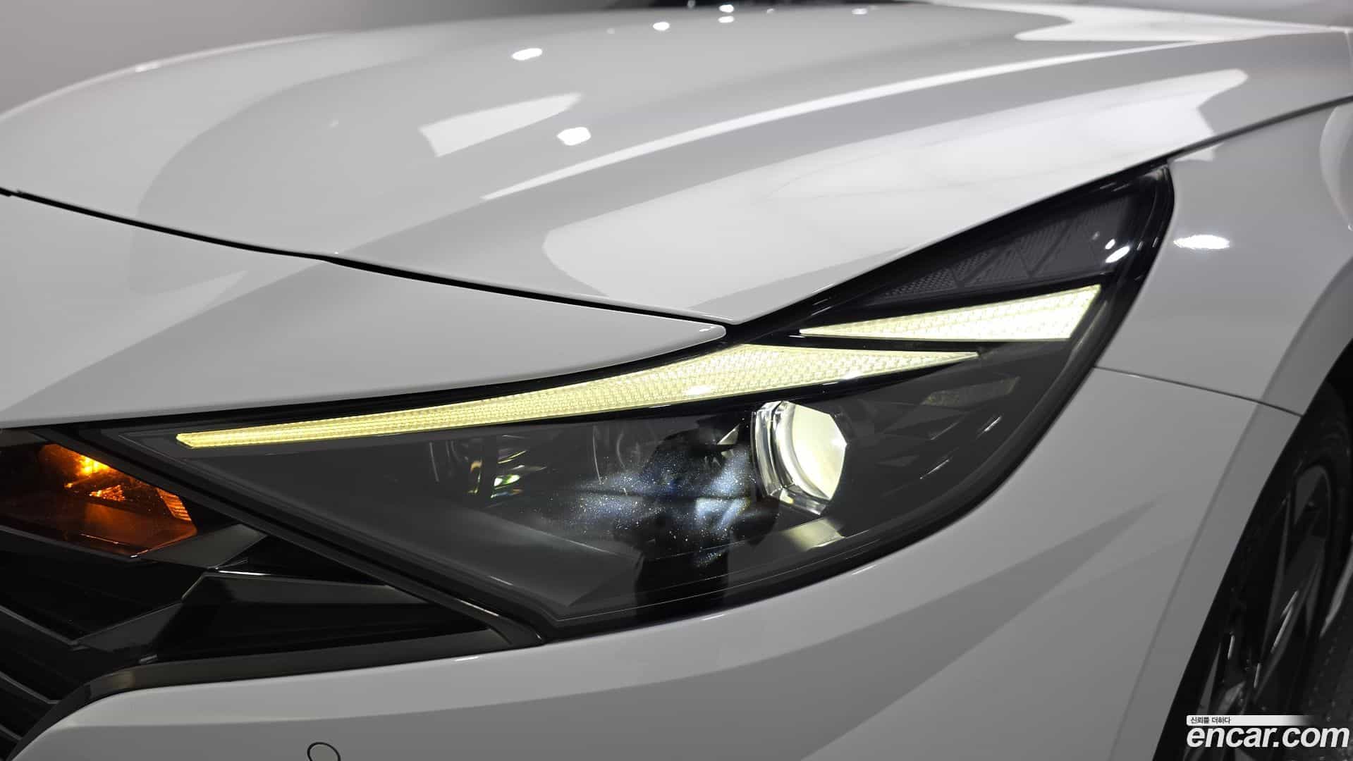 AVANTE Hyundai 2022.4-OUTER-032