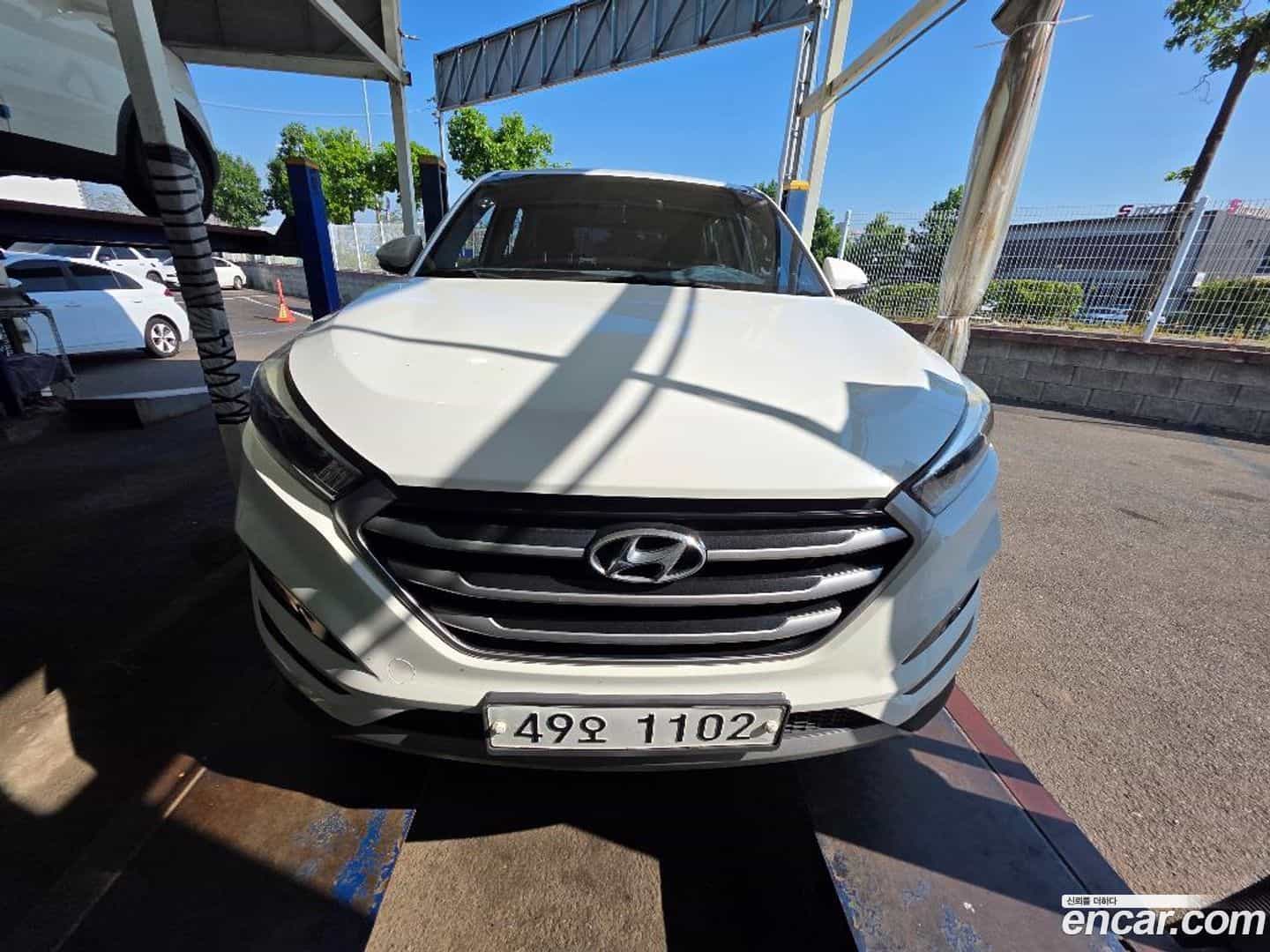 Tucson Hyundai 2017.1-OUTER-001