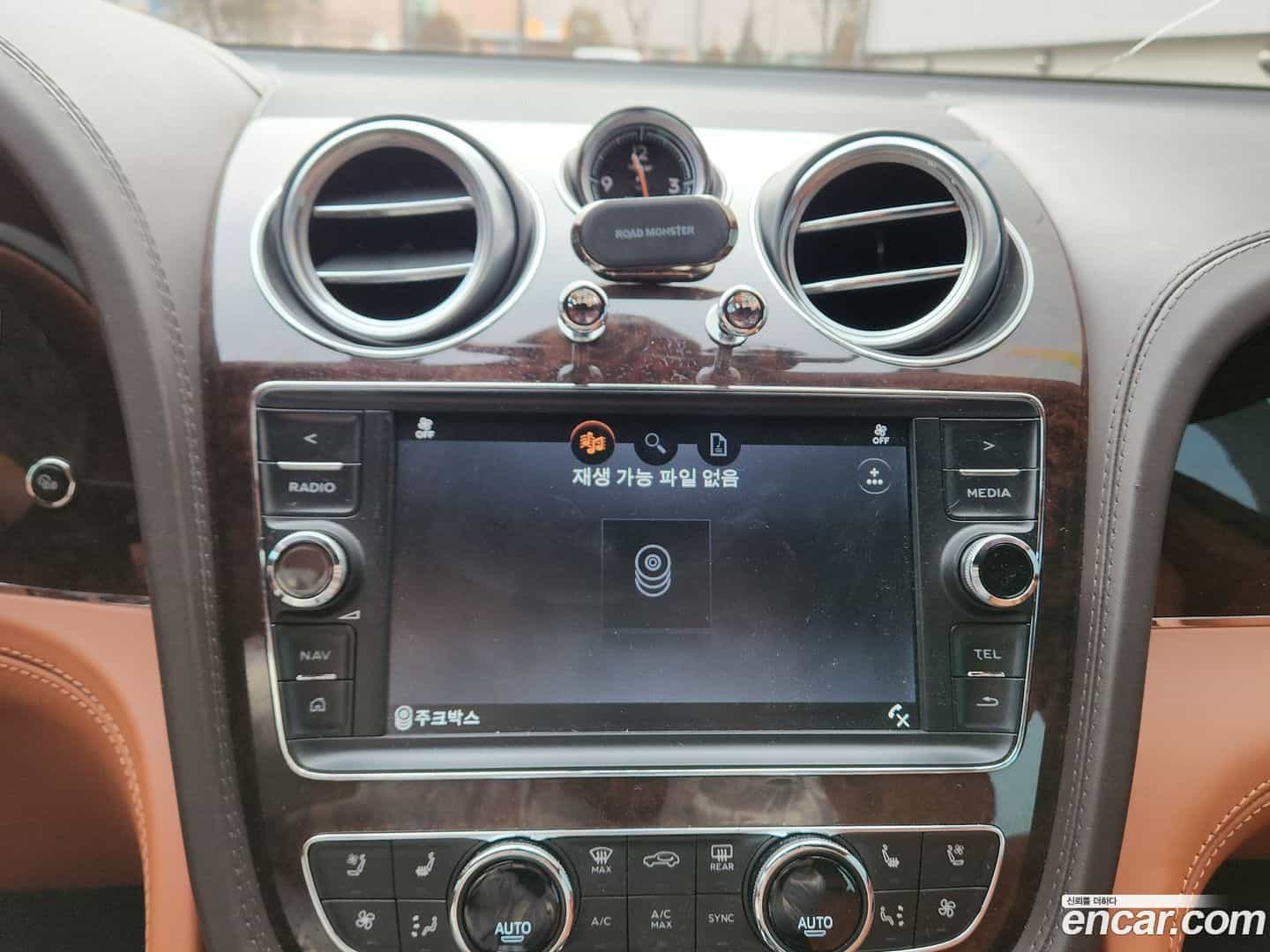 Bentayga Bentley 2017.7-OPTION-021