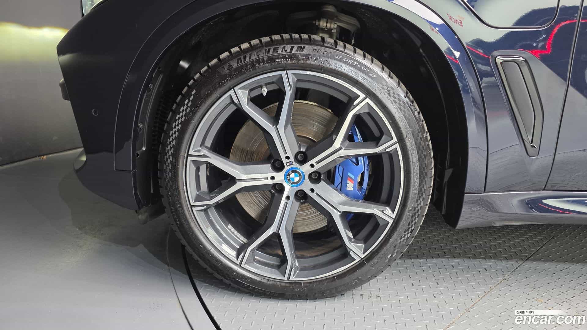 X5 BMW 2022.0-OUTER-005