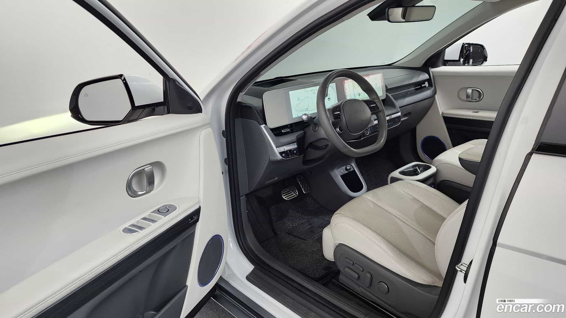 Ioniq5 Hyundai 2021.9-INNER-010