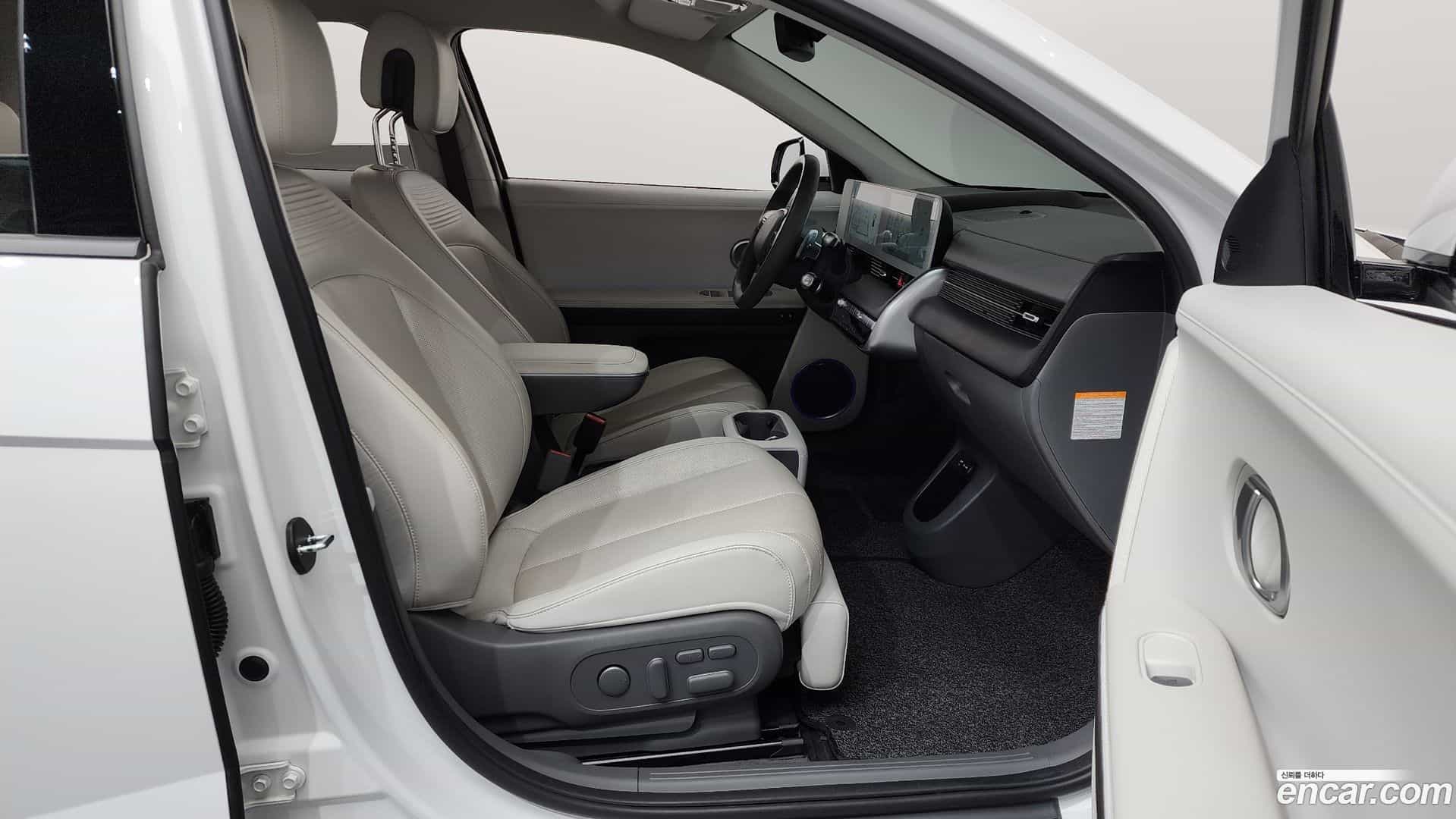 Ioniq5 Hyundai 2021.9-INNER-036