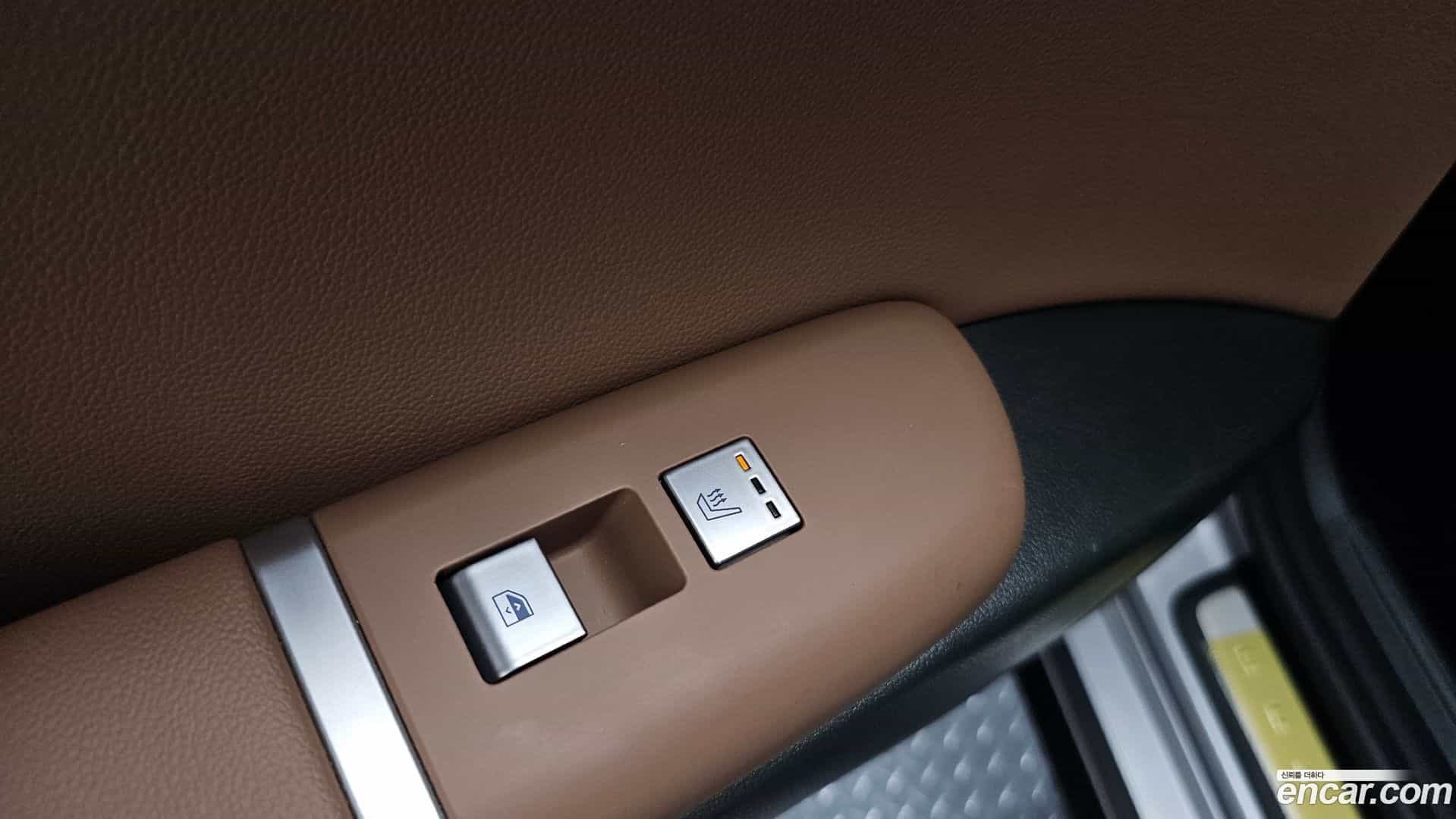 Grandeur Hyundai 2023.7-OPTION-023